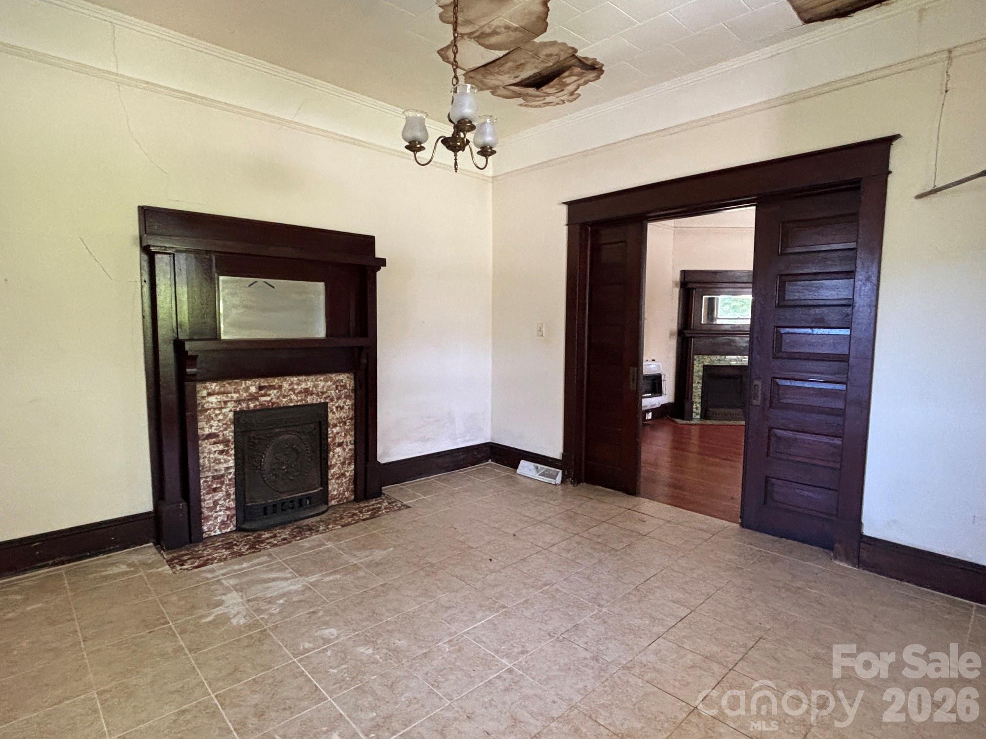 1612 N Main Street Property Photo 7