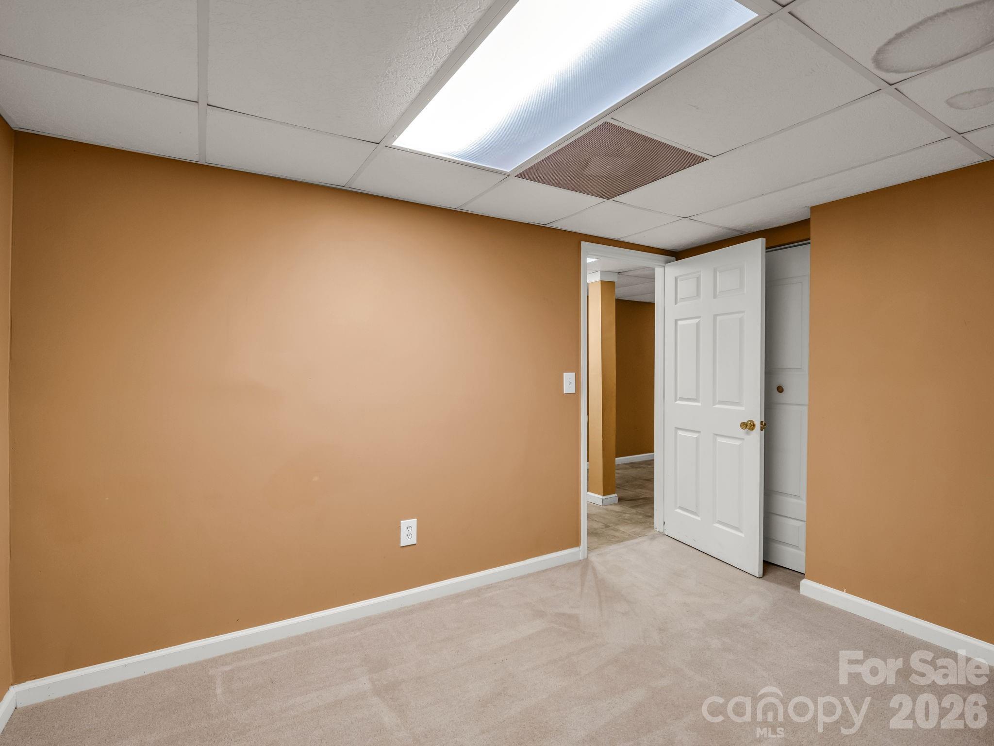 69 Ivy Lane Property Photo 38