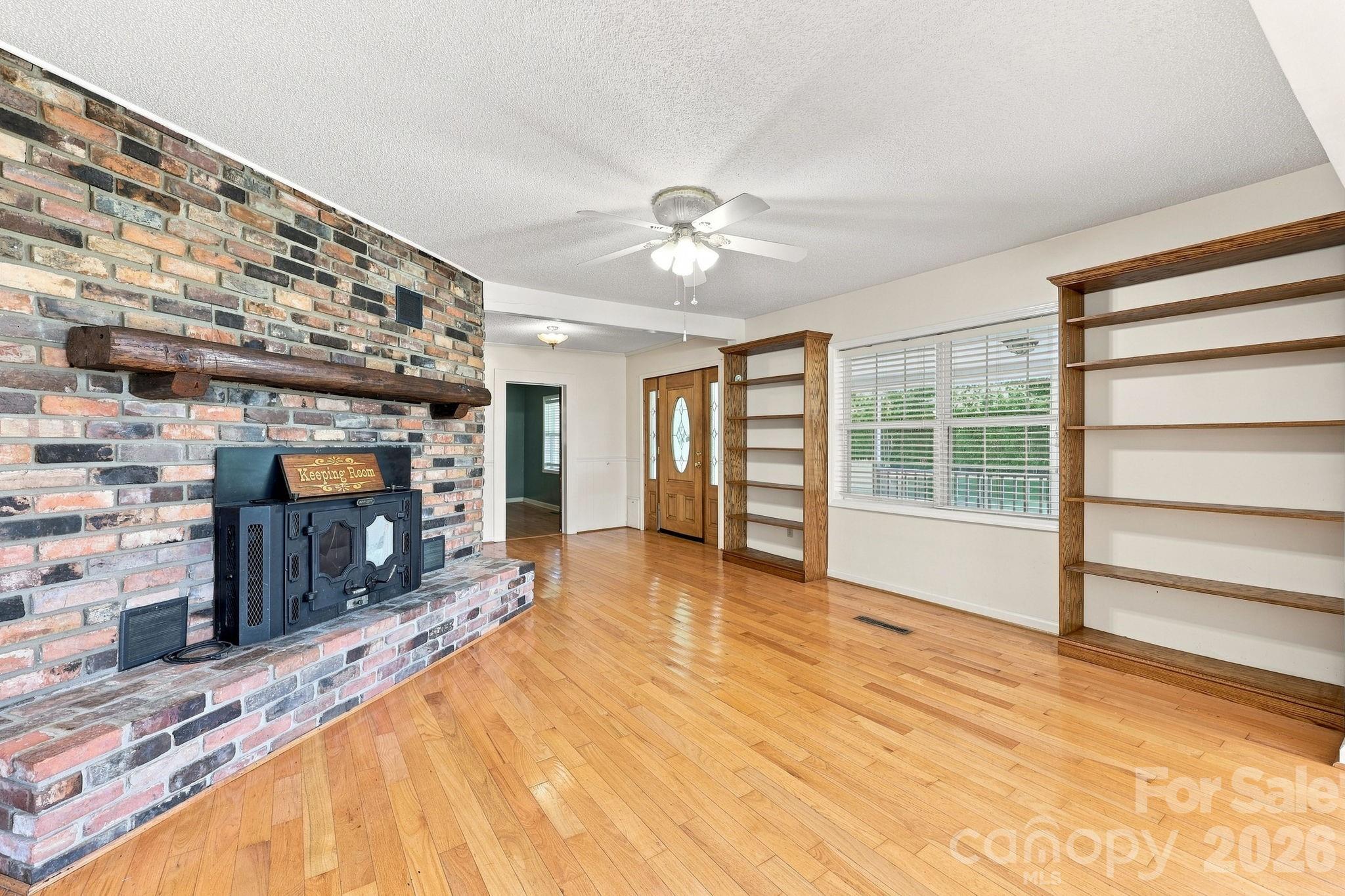 2565 Weaver Road Property Photo 12
