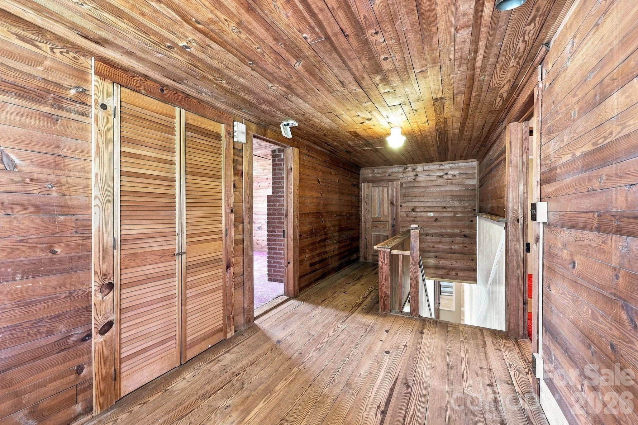 2565 Weaver Road Property Photo 28