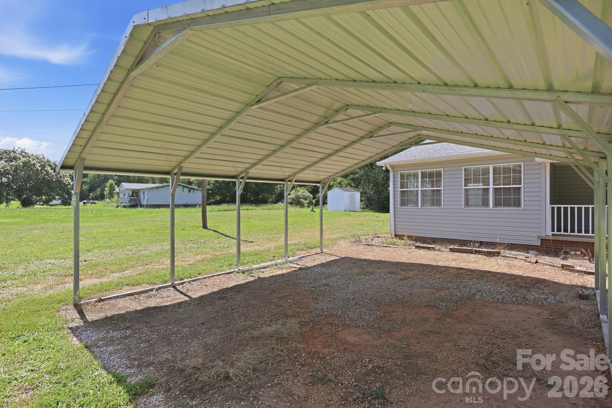 2565 Weaver Road Property Photo 41