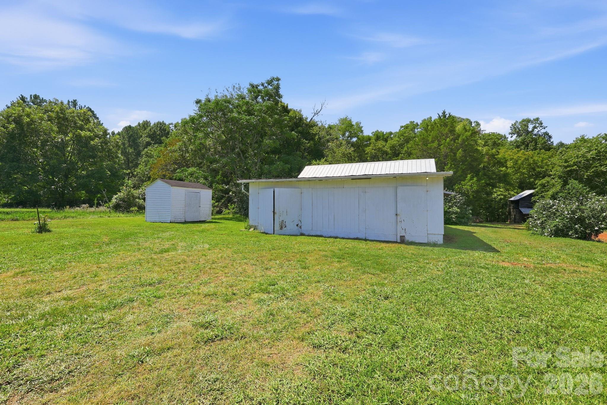 2565 Weaver Road Property Photo 42