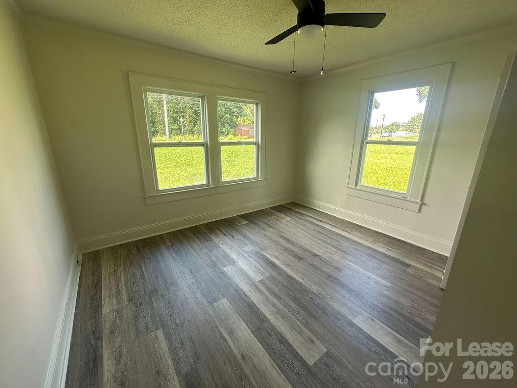 919 Main Street Property Photo 12