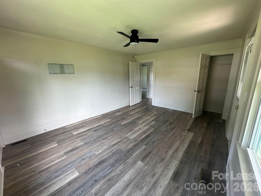 919 Main Street Property Photo 18