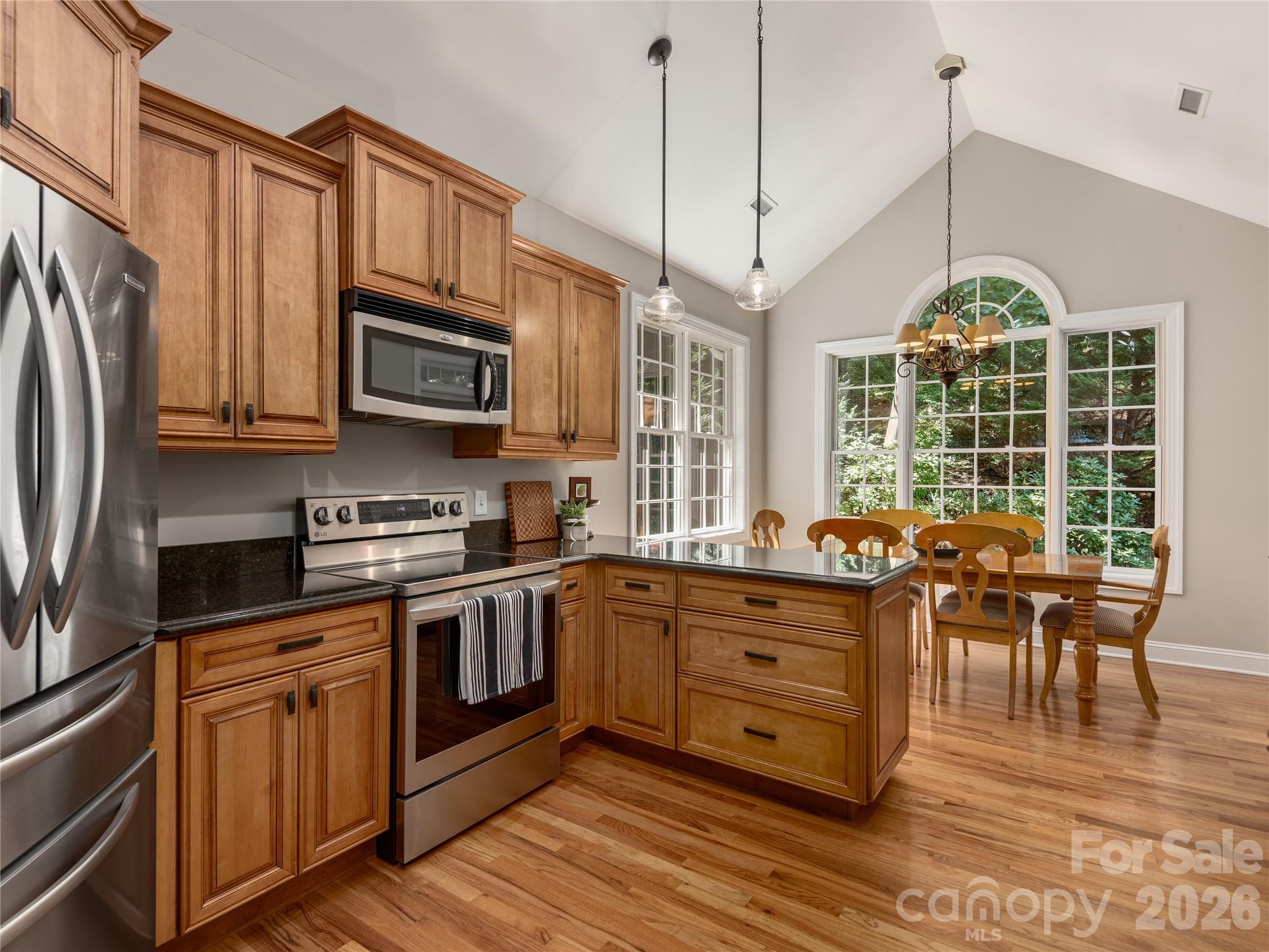 314 Summerset Drive Property Photo 11