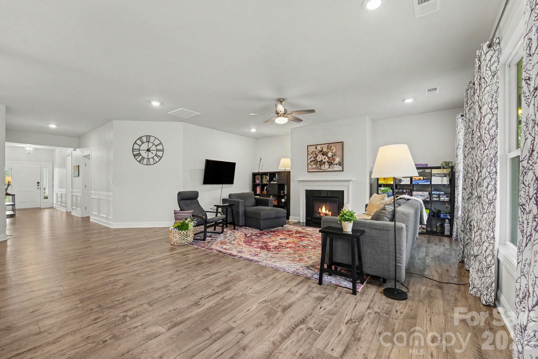 6858 Hunts Mesa Drive Property Photo 15
