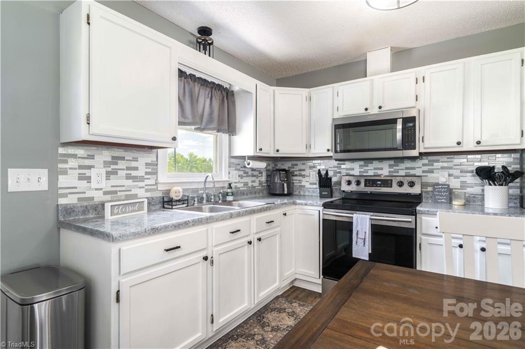 241 Joe Road Property Photo 4
