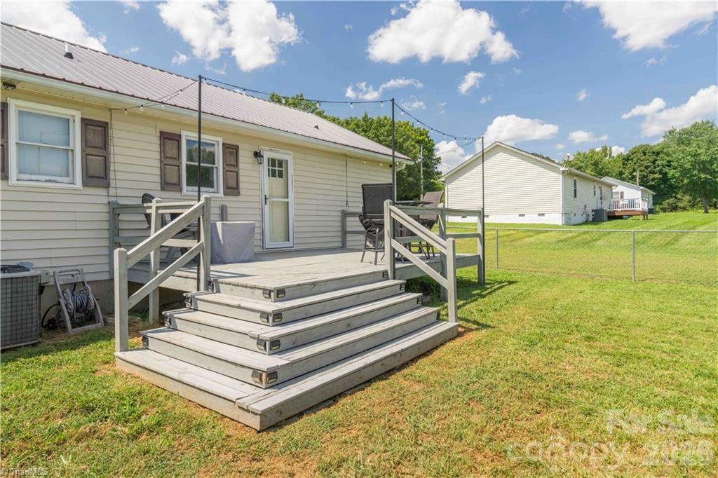 241 Joe Road Property Photo 24