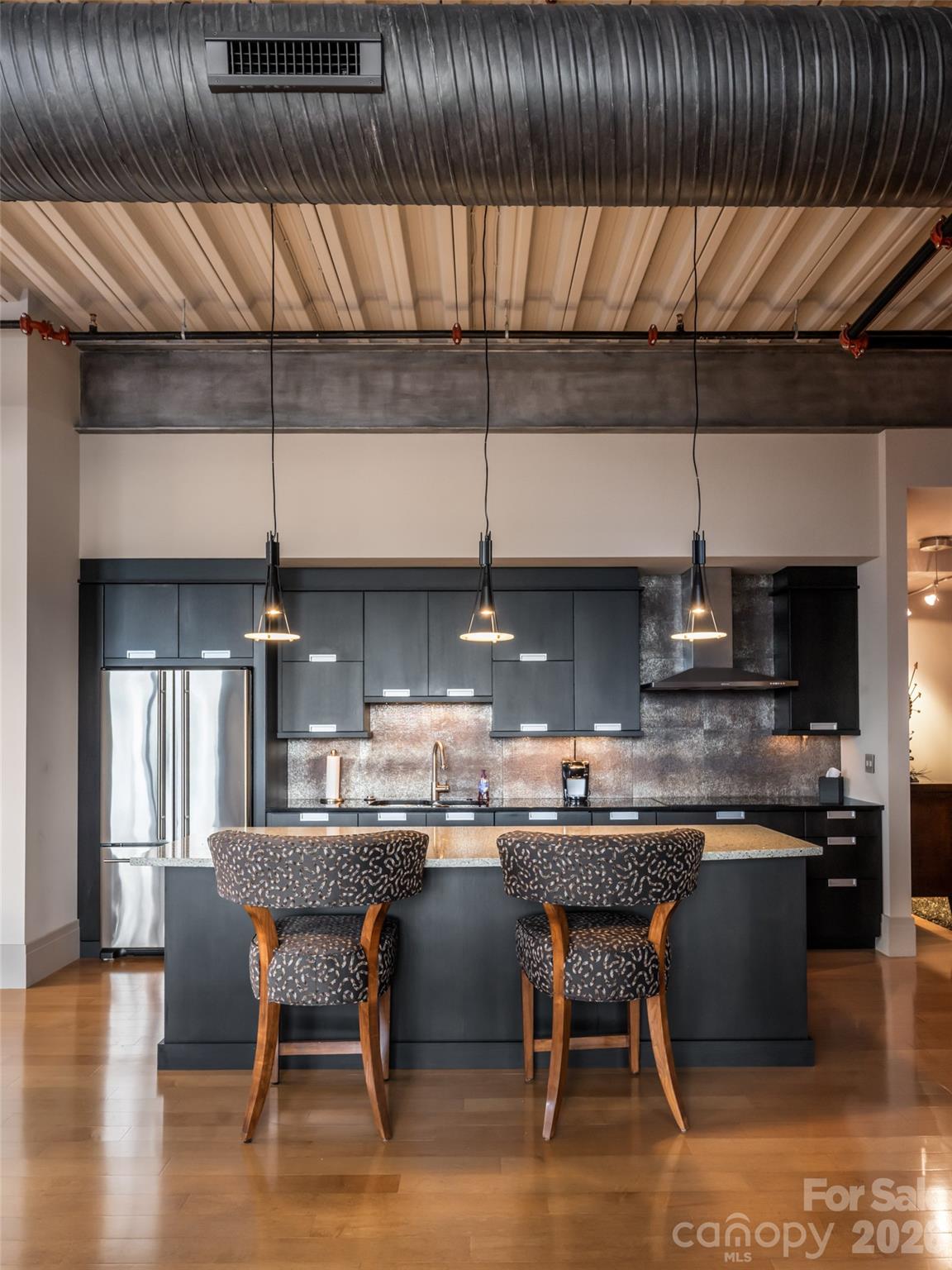 12 S Lexington Avenue 407 Property Photo 8