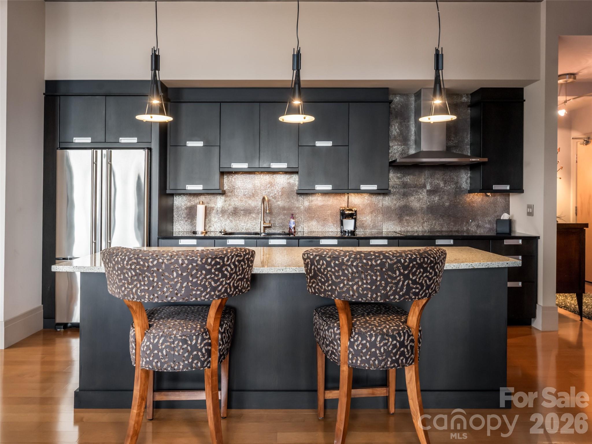 12 S Lexington Avenue 407 Property Photo 9