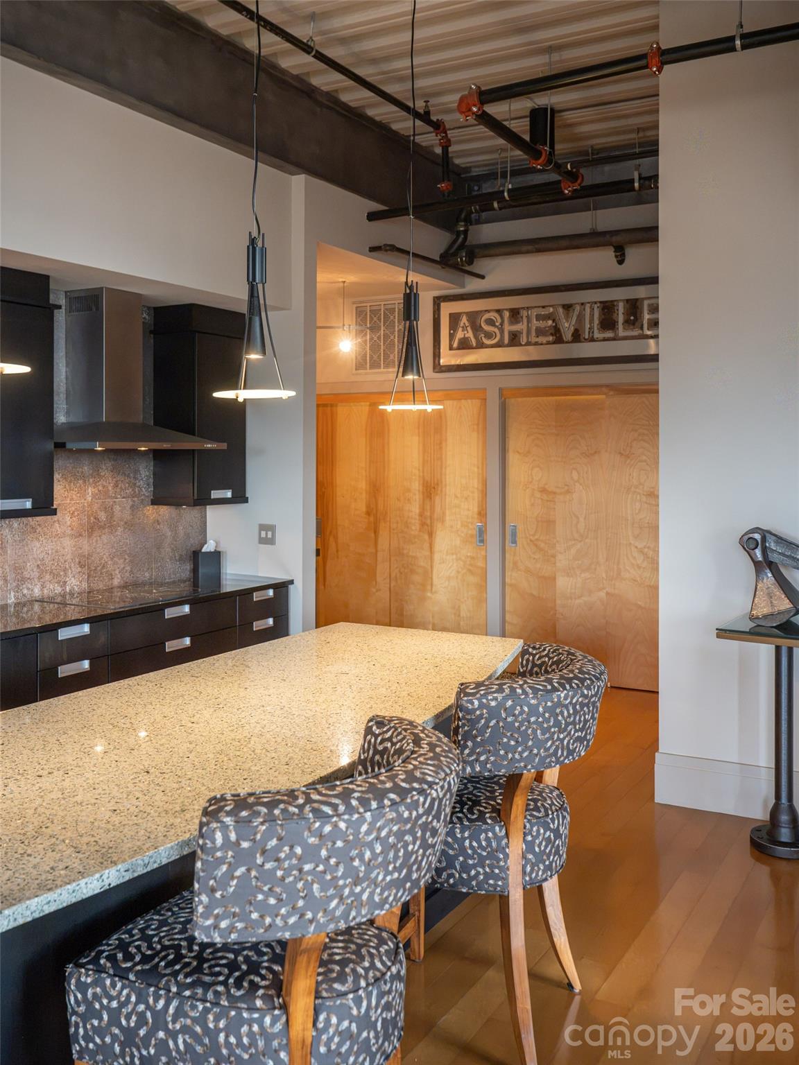 12 S Lexington Avenue 407 Property Photo 11