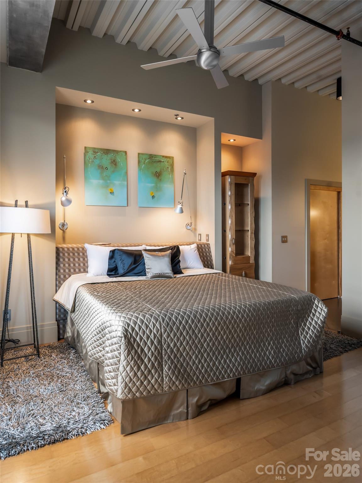 12 S Lexington Avenue 407 Property Photo 18