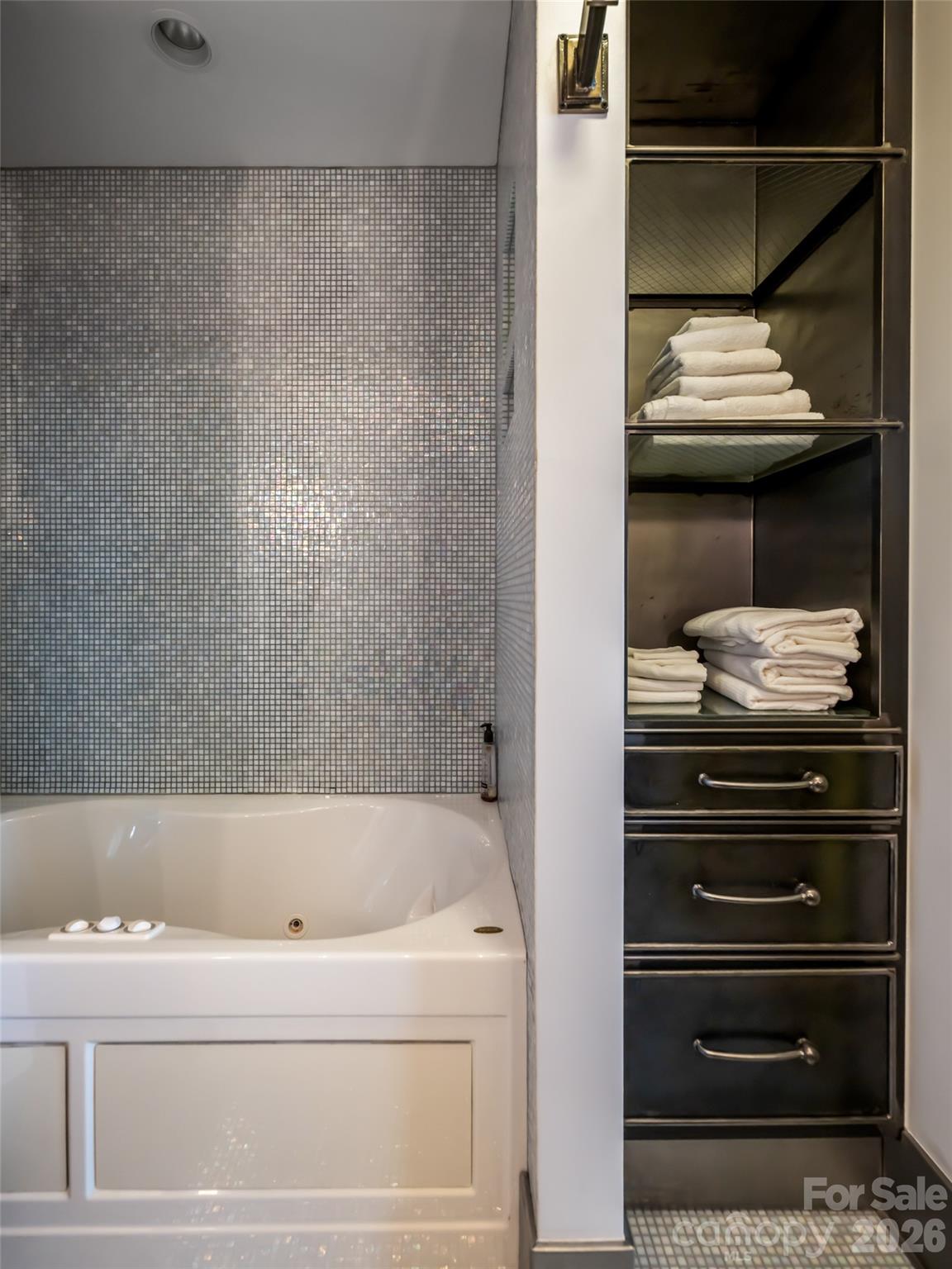 12 S Lexington Avenue 407 Property Photo 31
