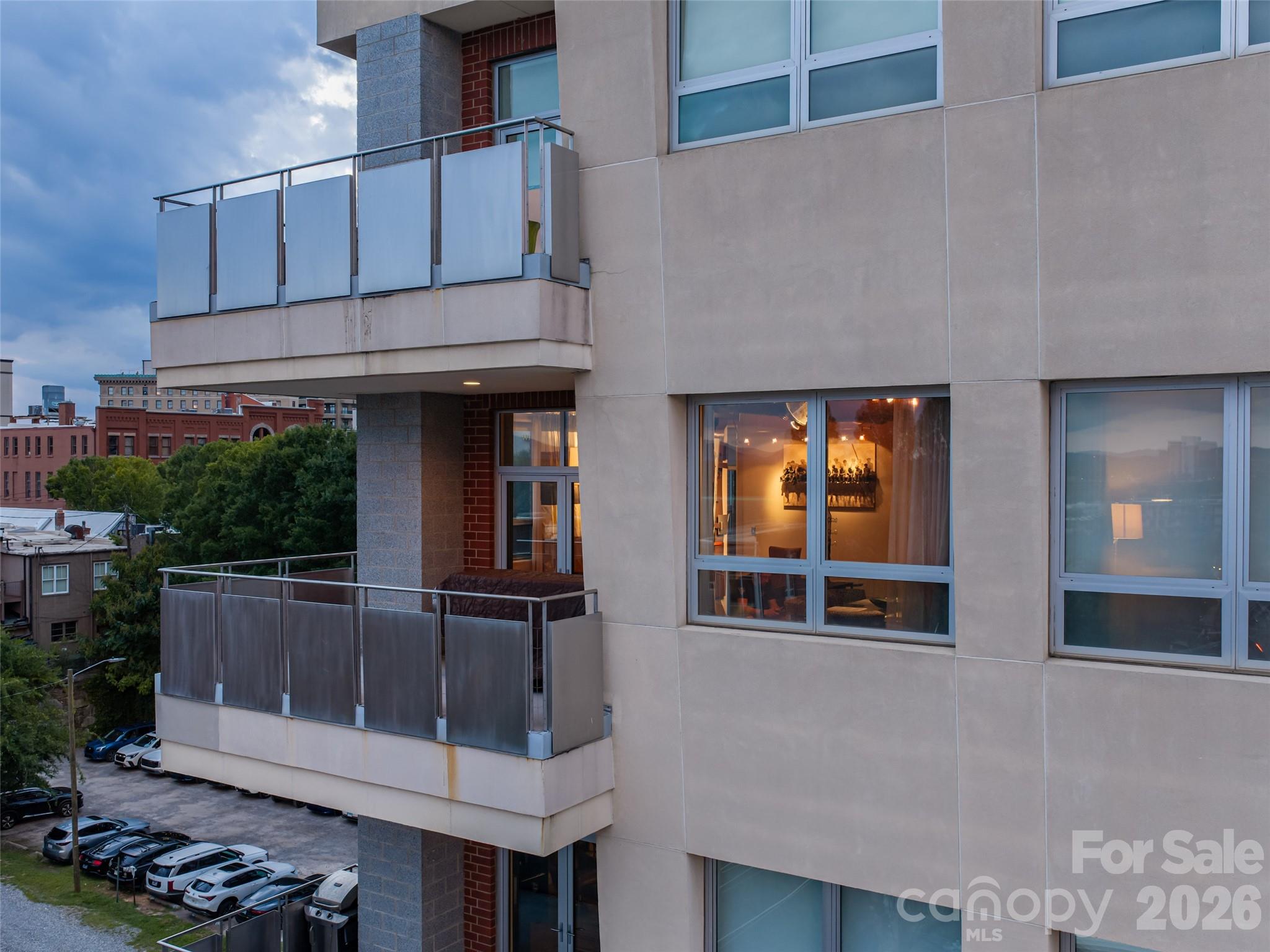 12 S Lexington Avenue 407 Property Photo 37