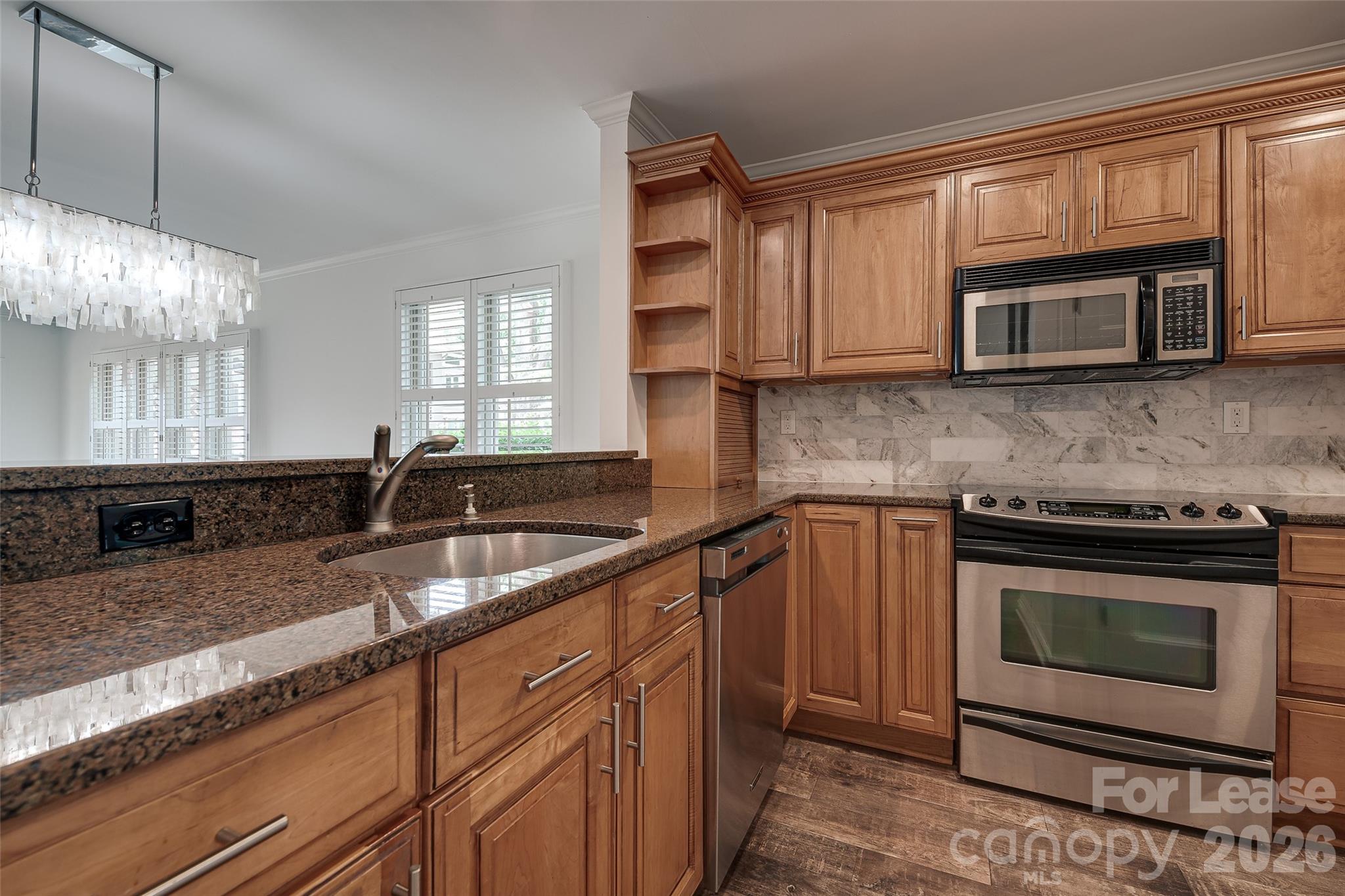 646 Portside Drive Property Photo 9