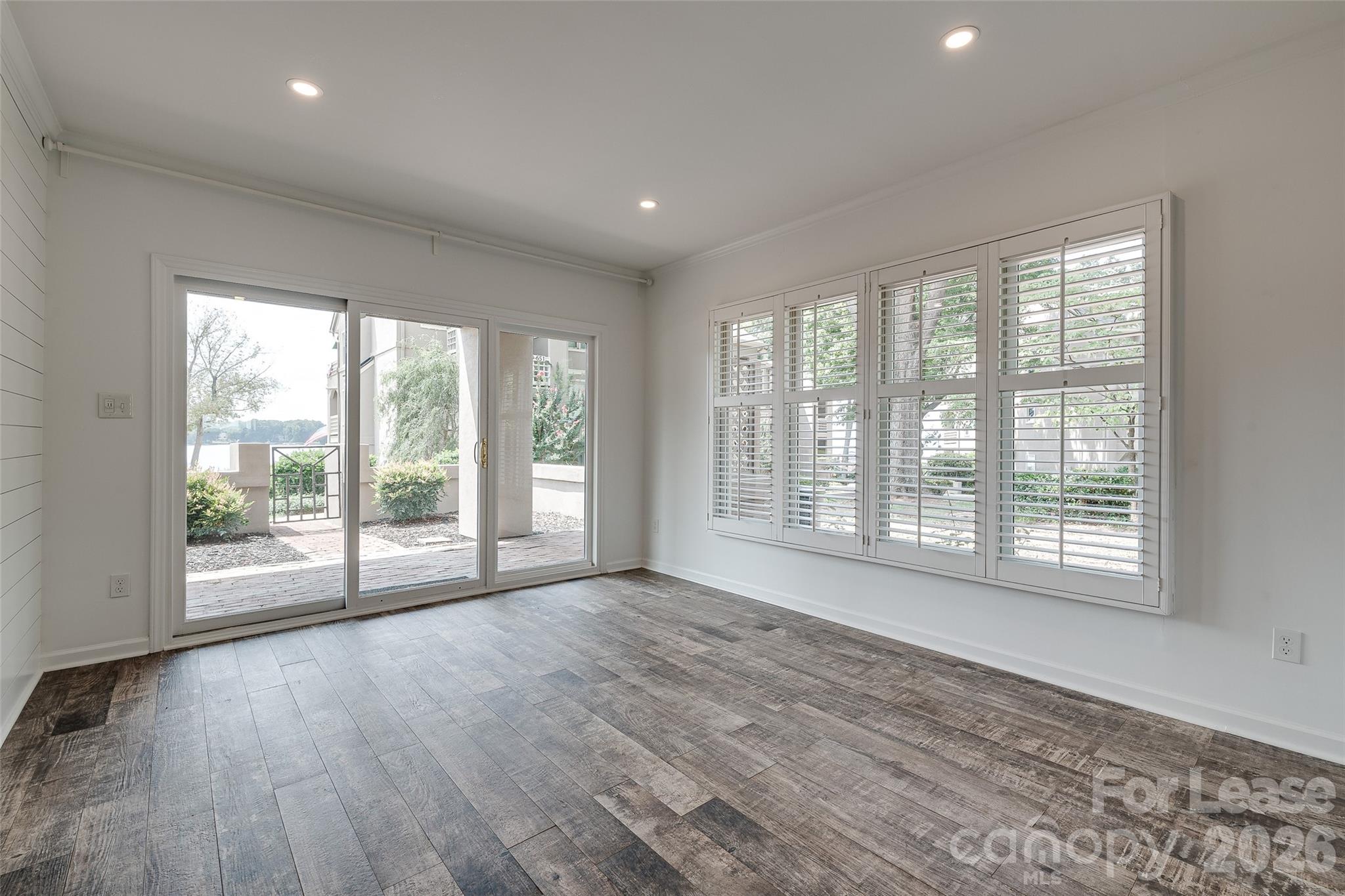 646 Portside Drive Property Photo 21