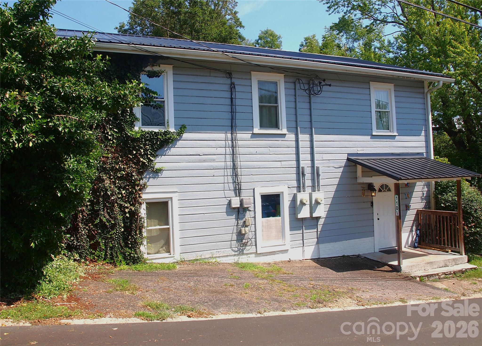 384 Pisgah Drive Property Photo 3