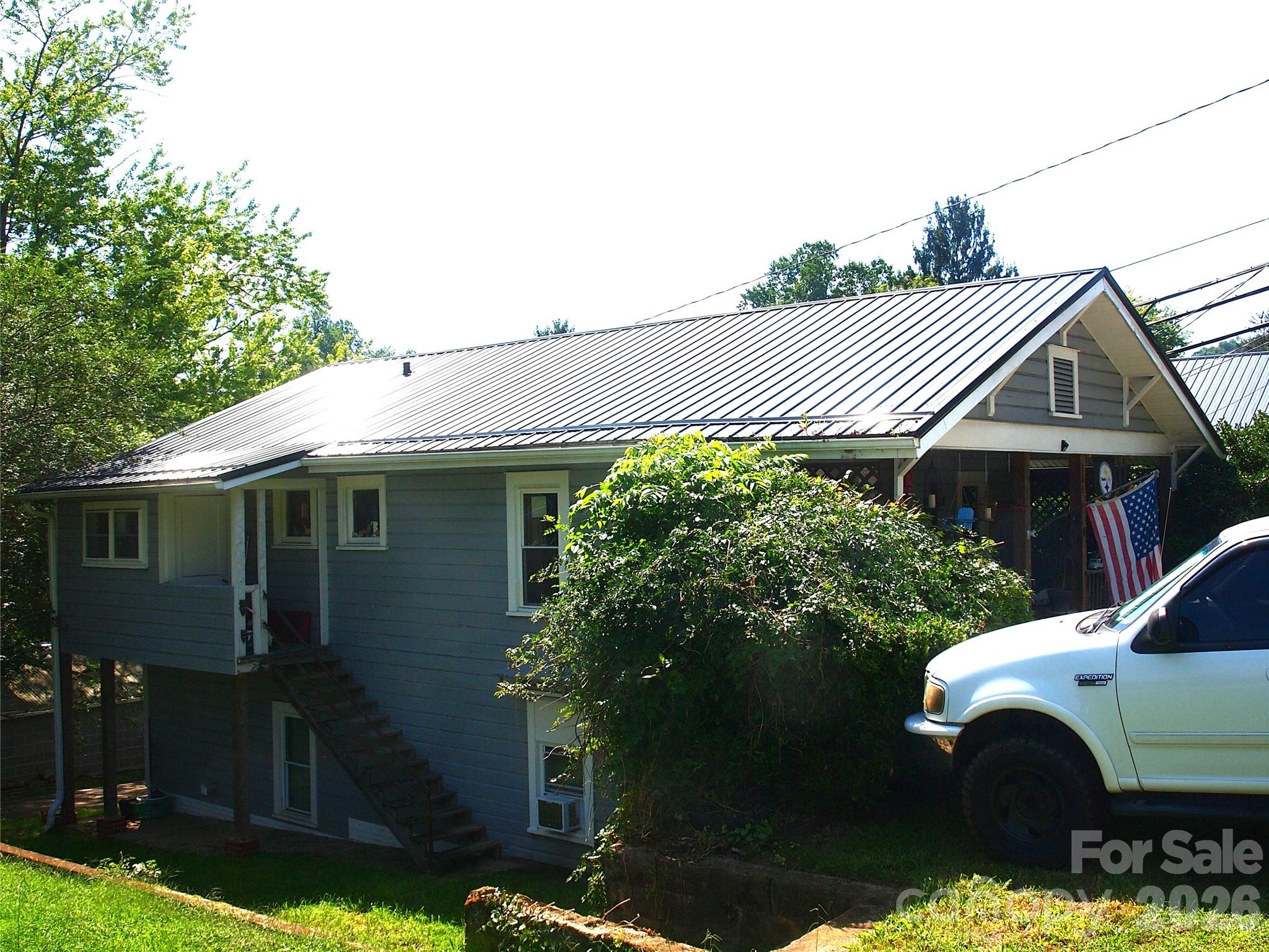 384 Pisgah Drive Property Photo 6