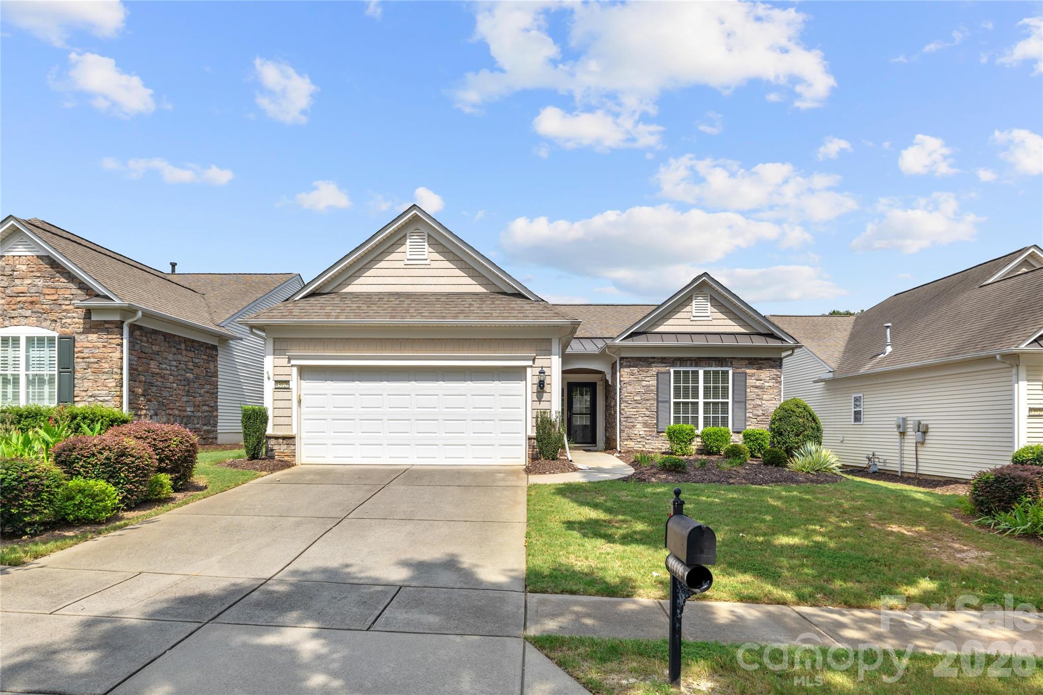 43026 Mimosa Court Property Photo 3