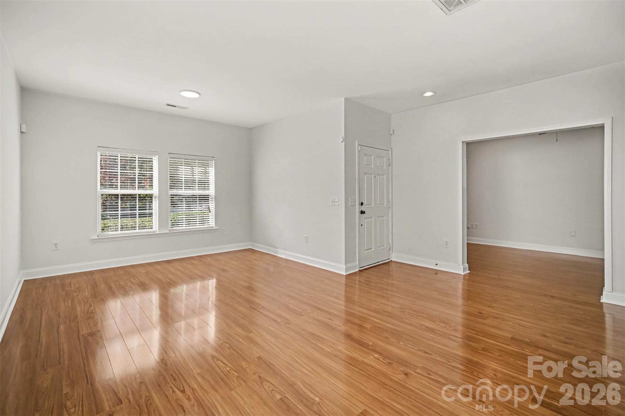 10033 Markus Drive Property Photo 12