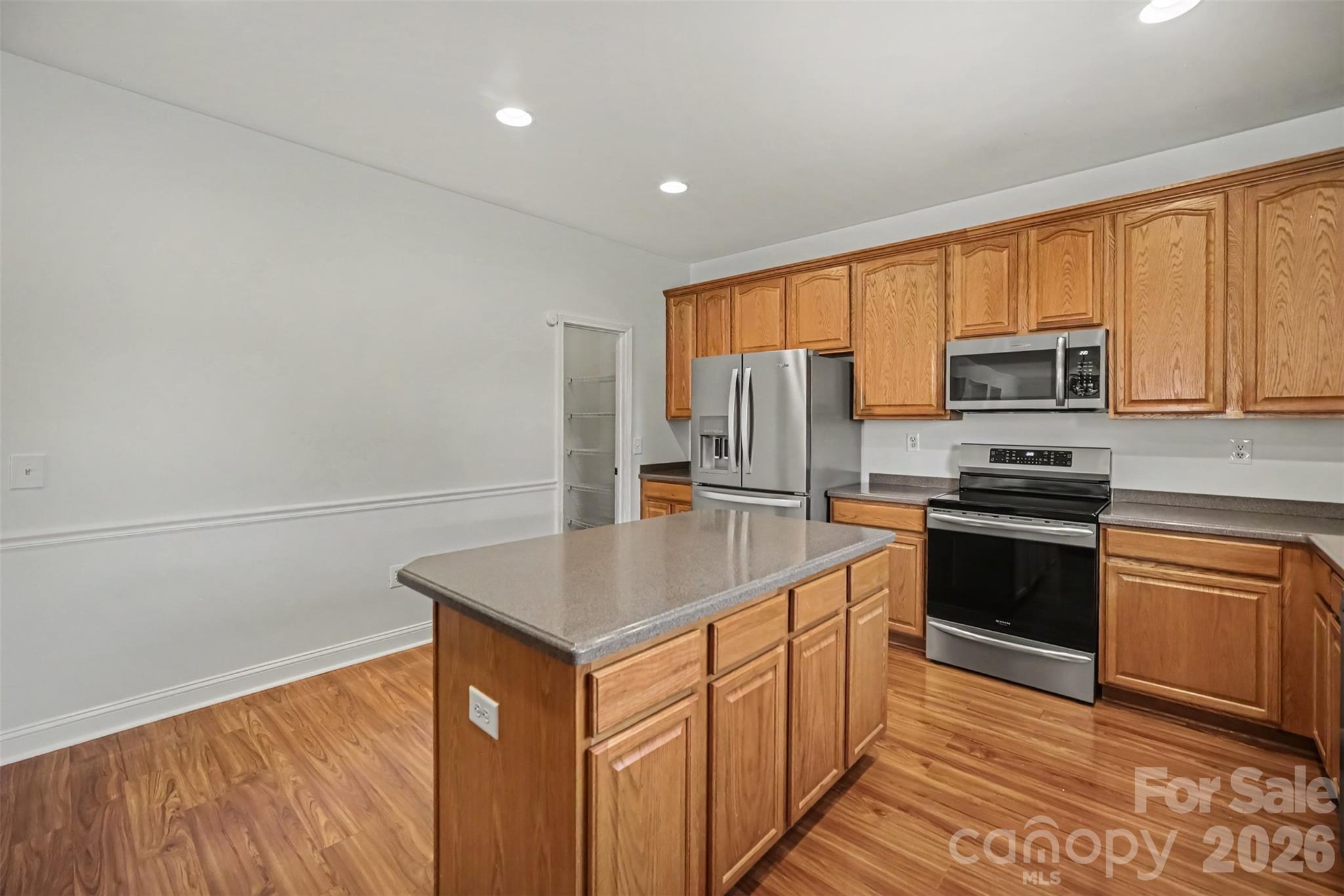 10033 Markus Drive Property Photo 15