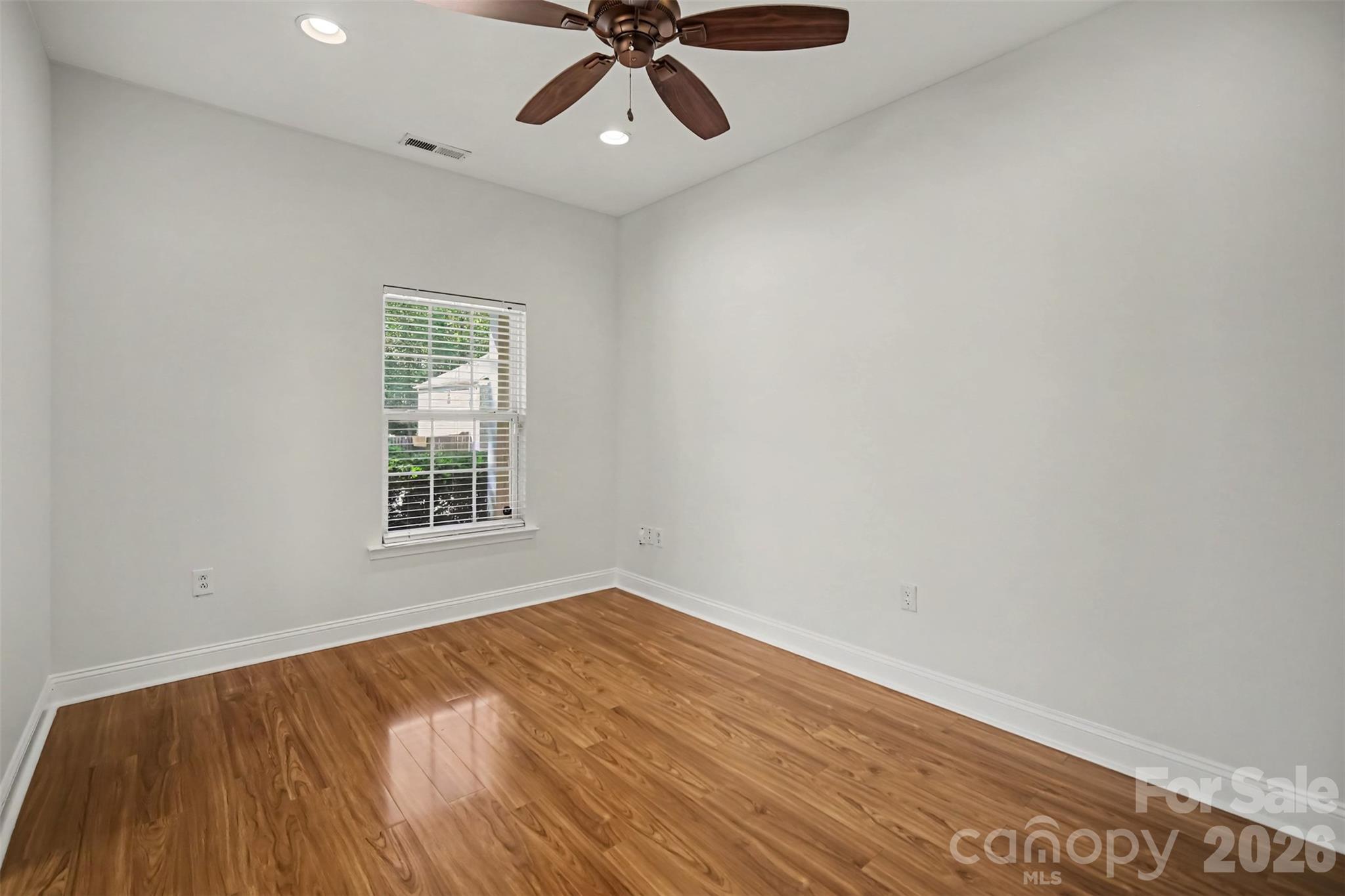 10033 Markus Drive Property Photo 19