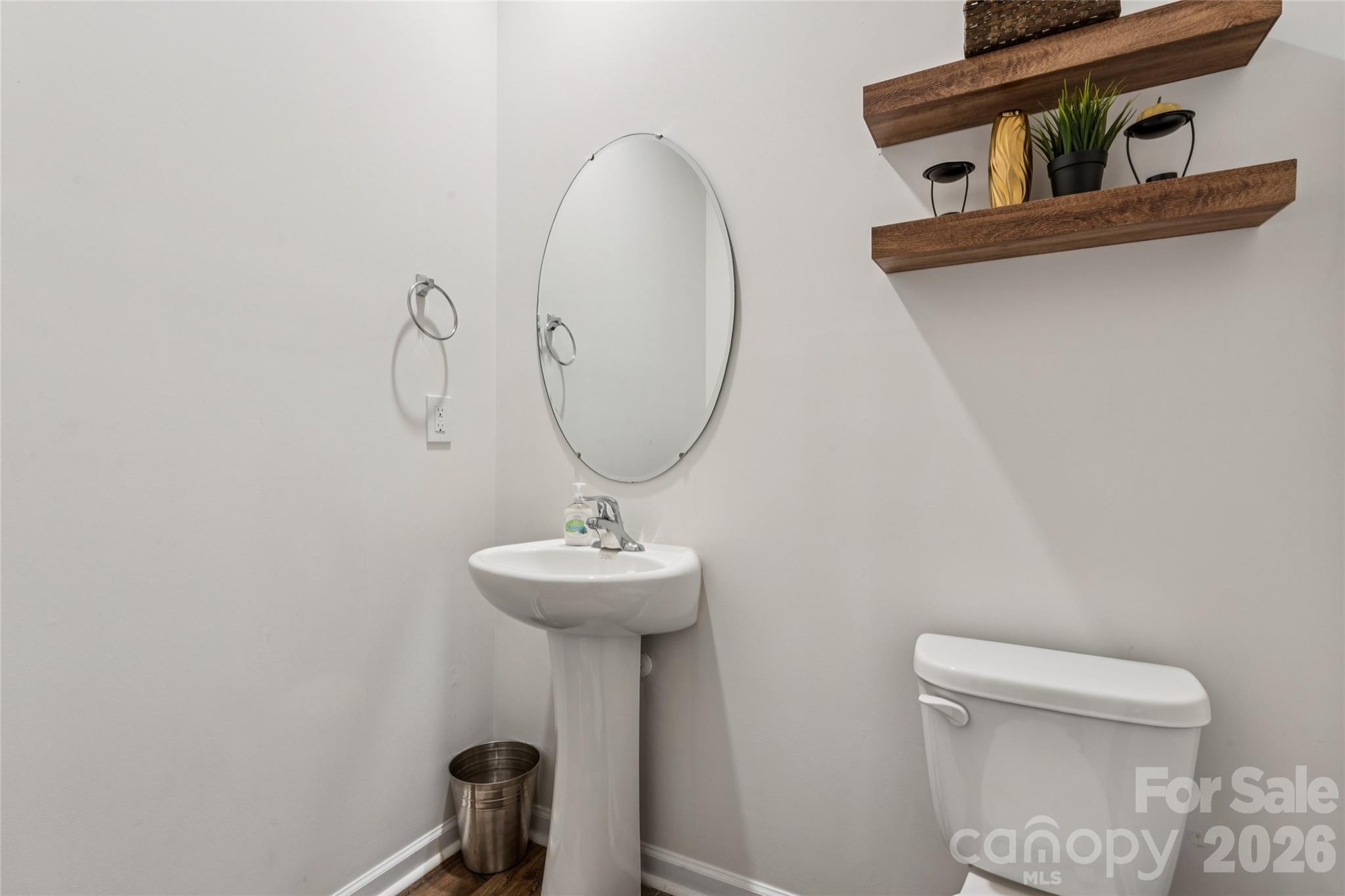 3719 Stanley Creek Drive Property Photo 7