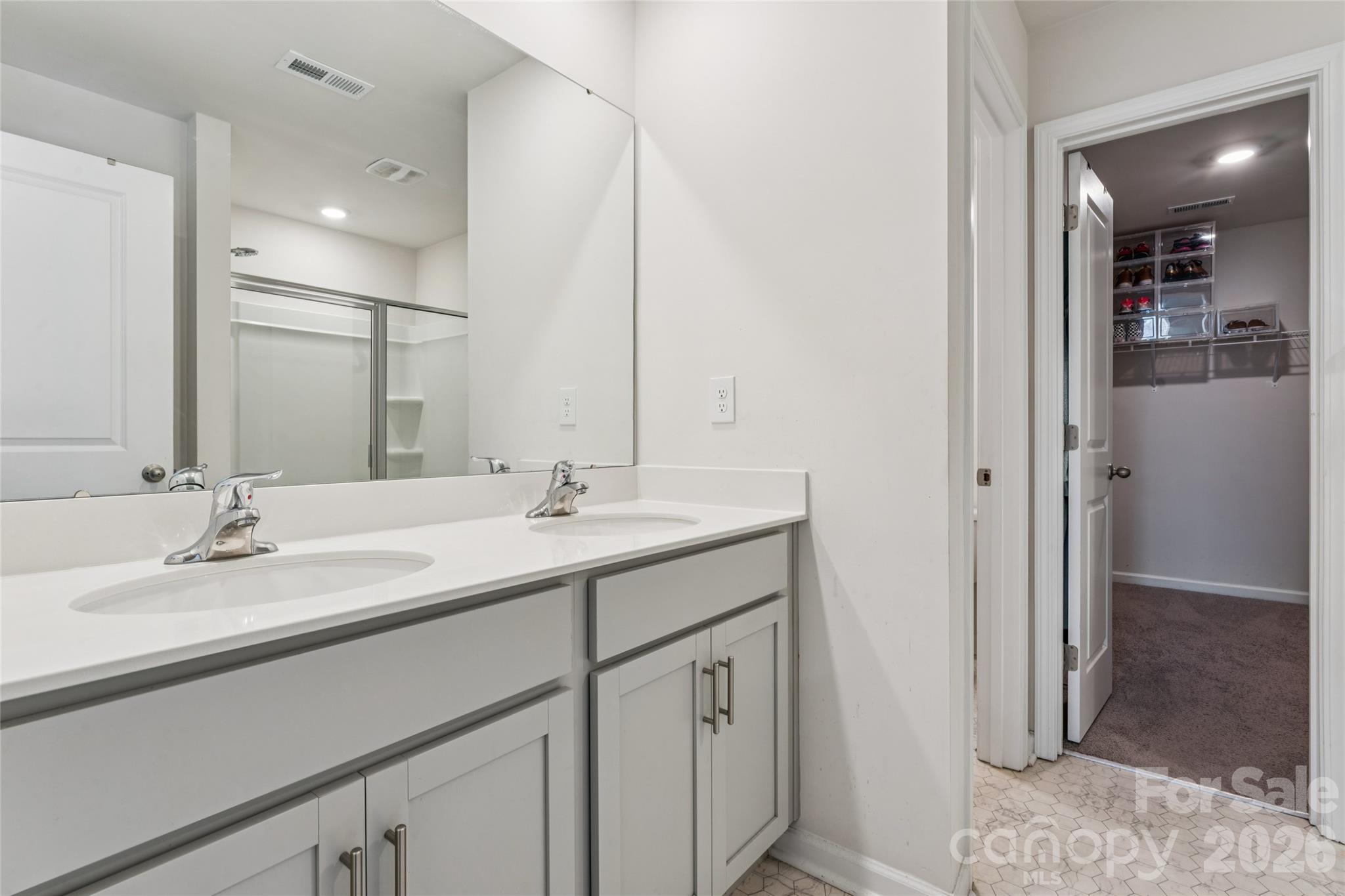 3719 Stanley Creek Drive Property Photo 16