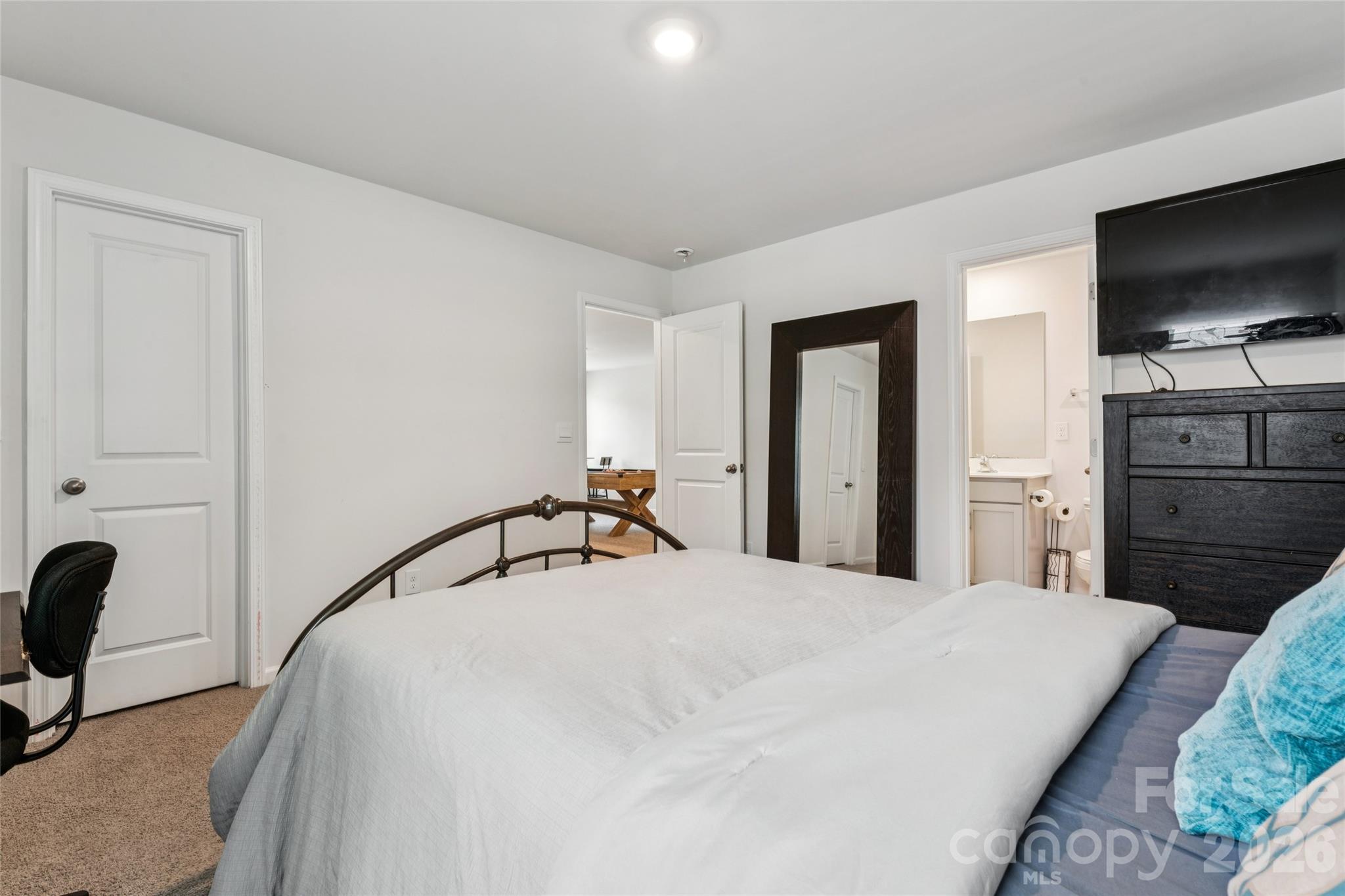 3719 Stanley Creek Drive Property Photo 25