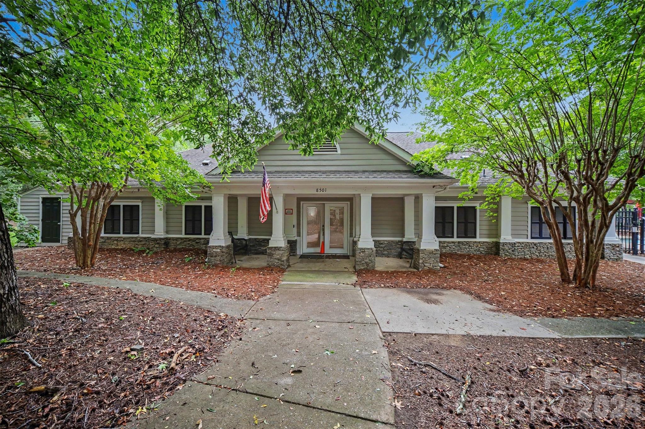 8500 Woodhill Manor Court Property Photo 42