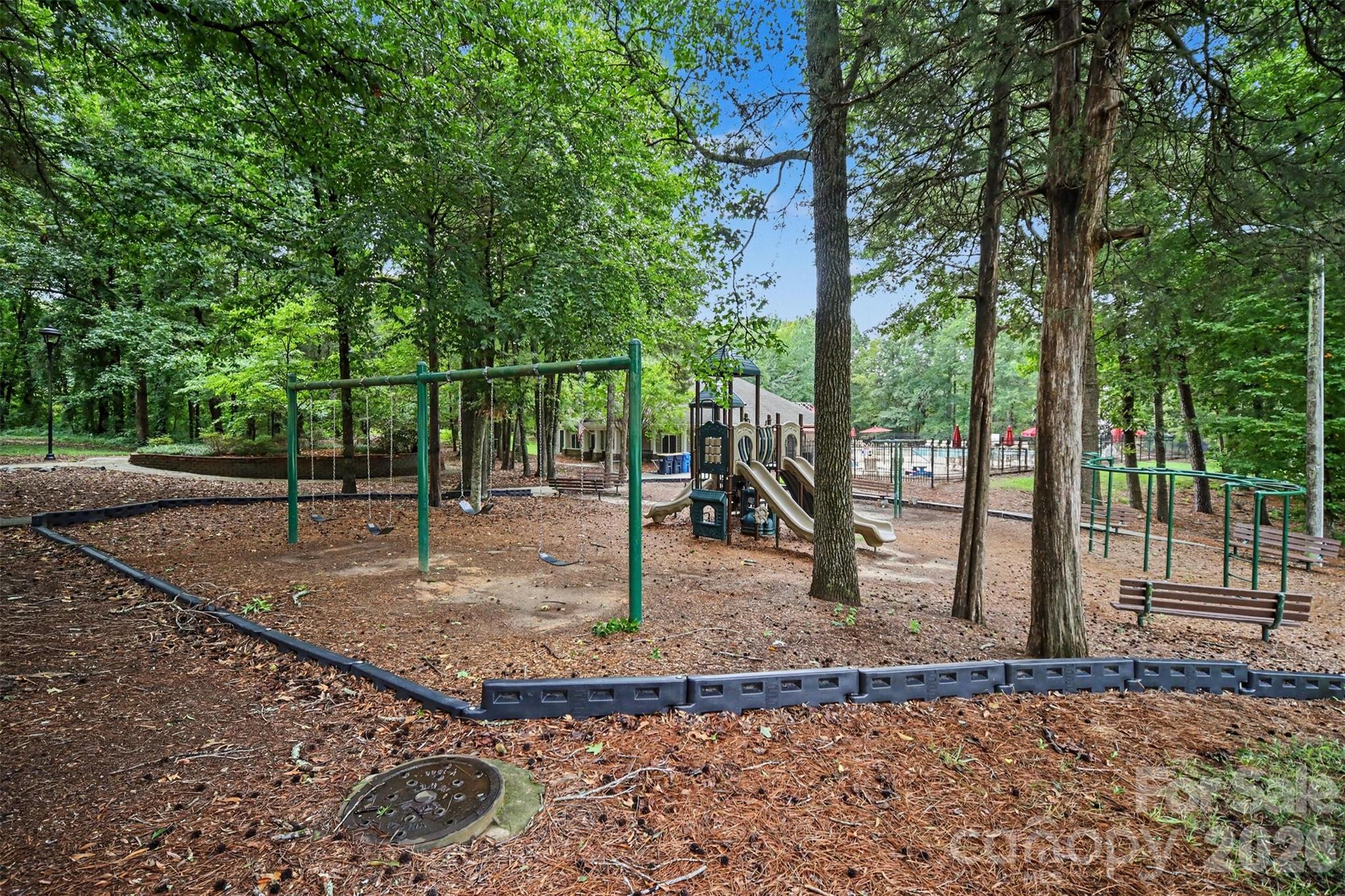 8500 Woodhill Manor Court Property Photo 45