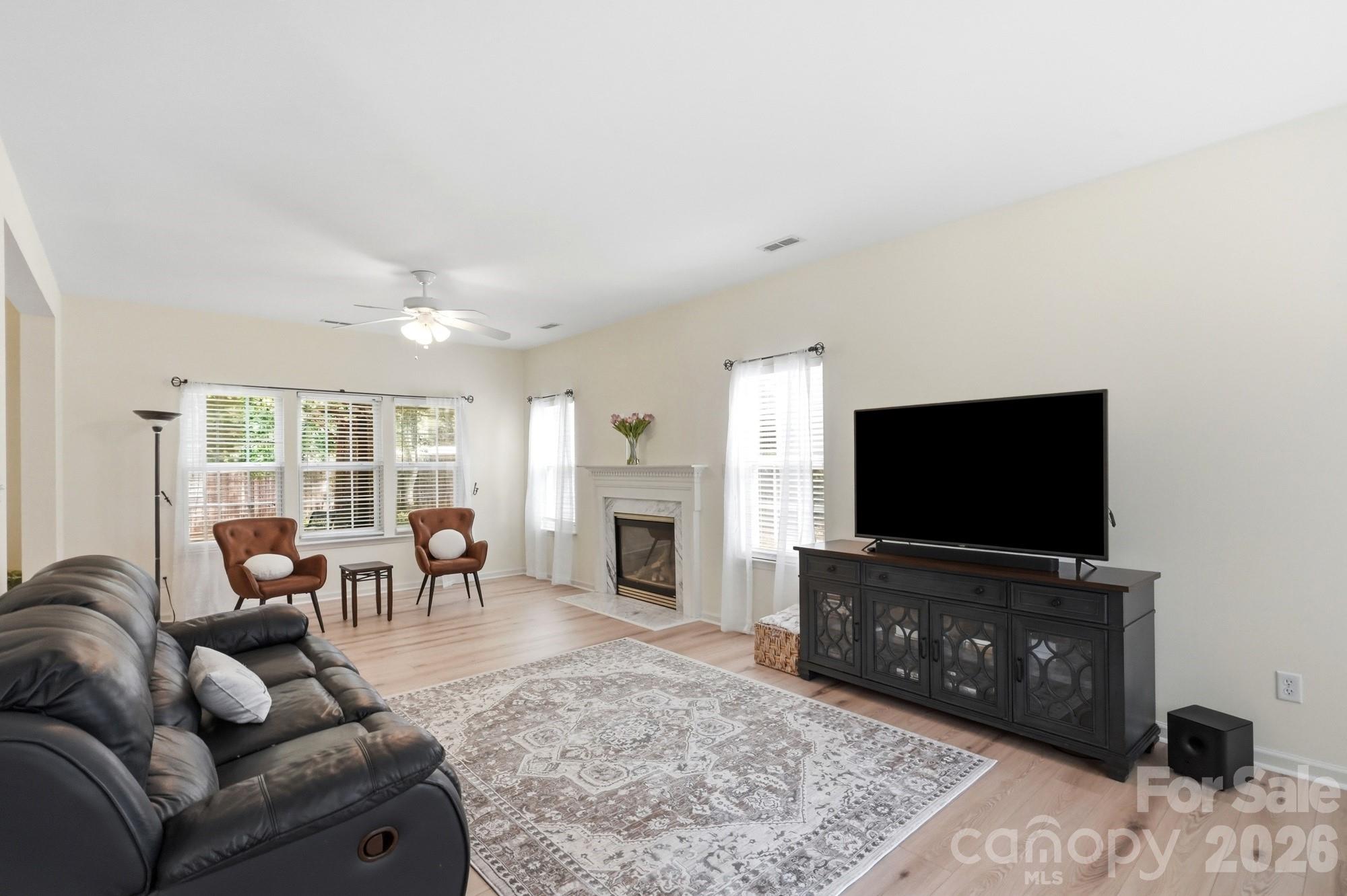 7202 Red Bush Court Property Photo 6