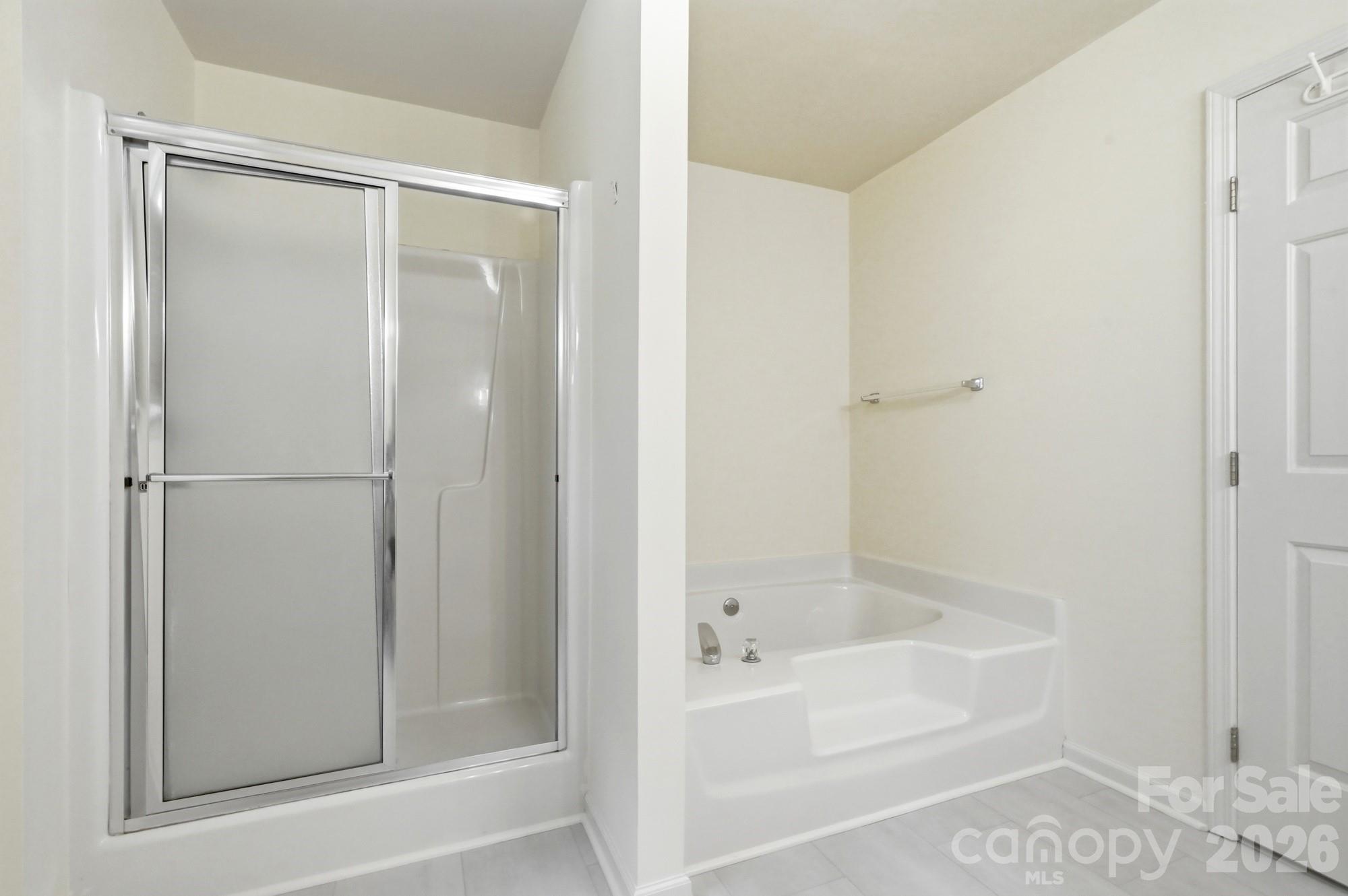 7202 Red Bush Court Property Photo 30