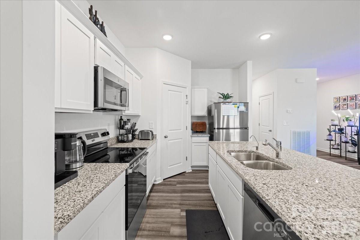 144 Babbling Brook Drive Property Photo 25