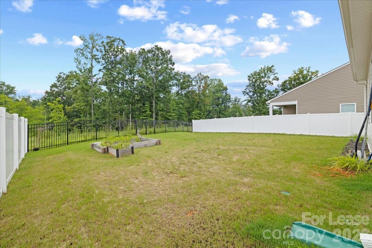 144 Babbling Brook Drive Property Photo 41