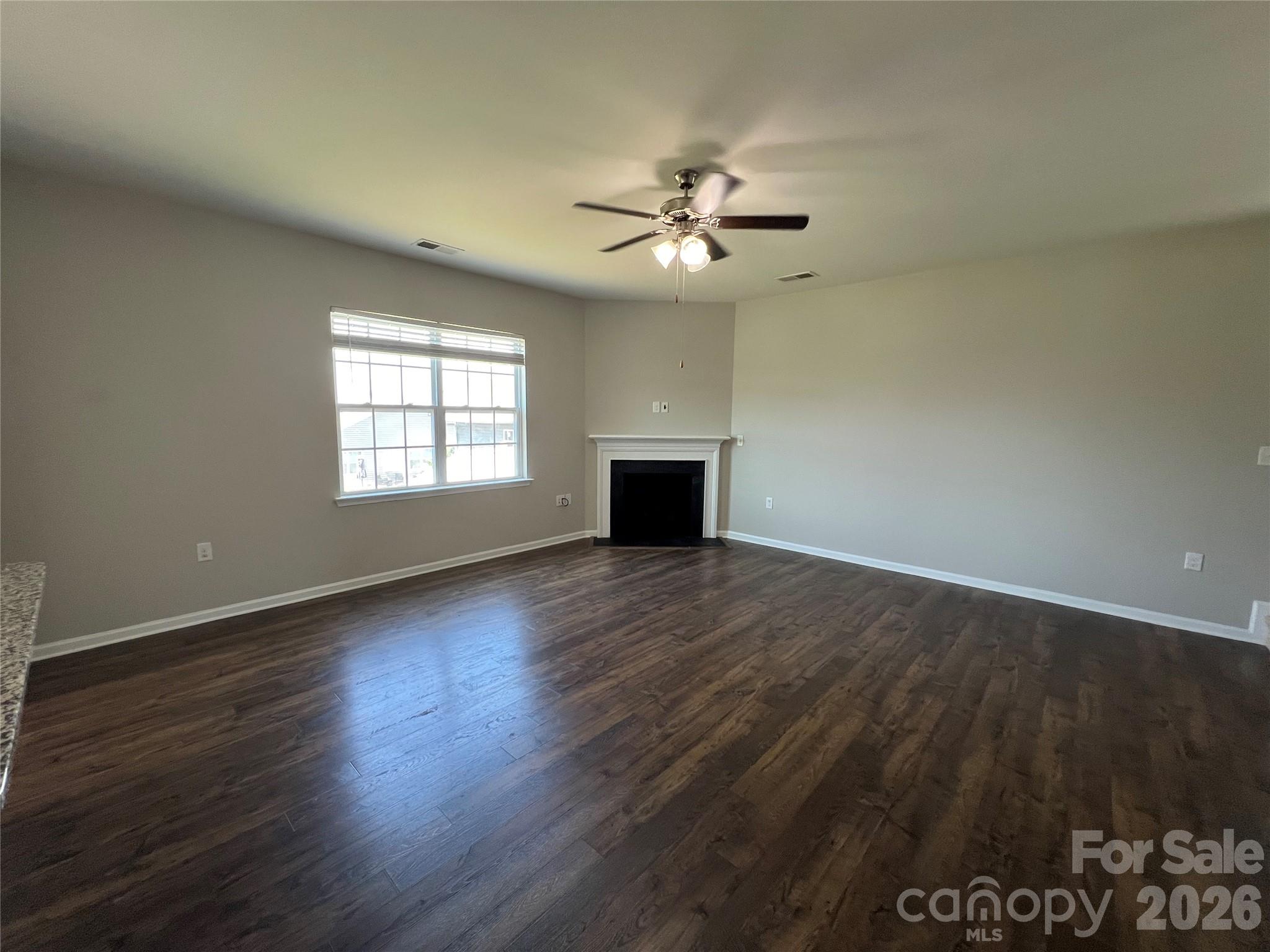 3228 Roan Street Property Photo 3