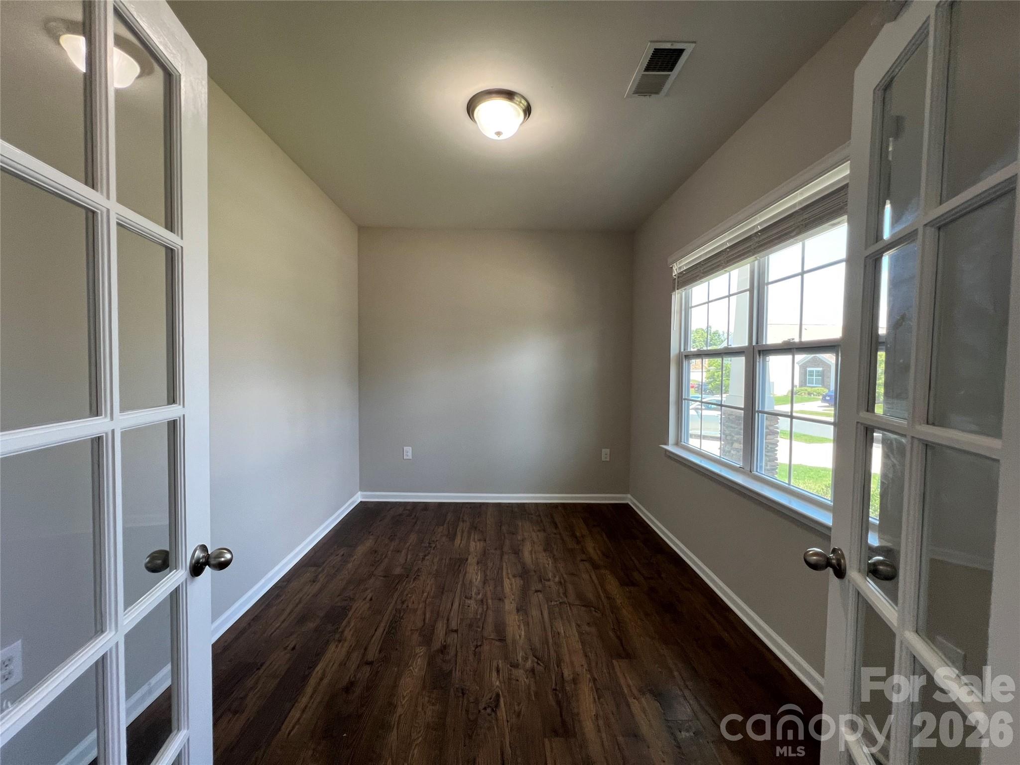 3228 Roan Street Property Photo 12