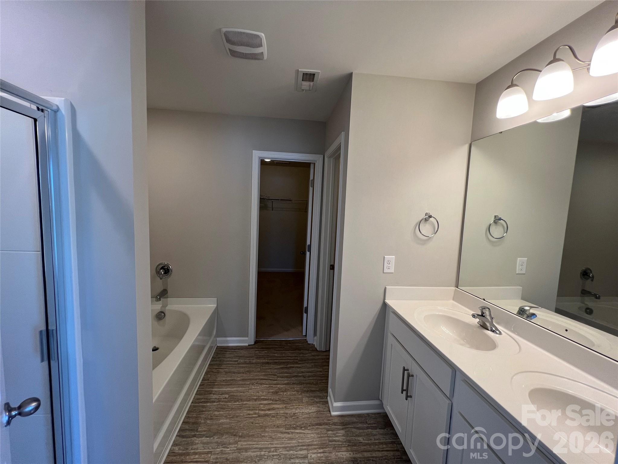 3228 Roan Street Property Photo 26