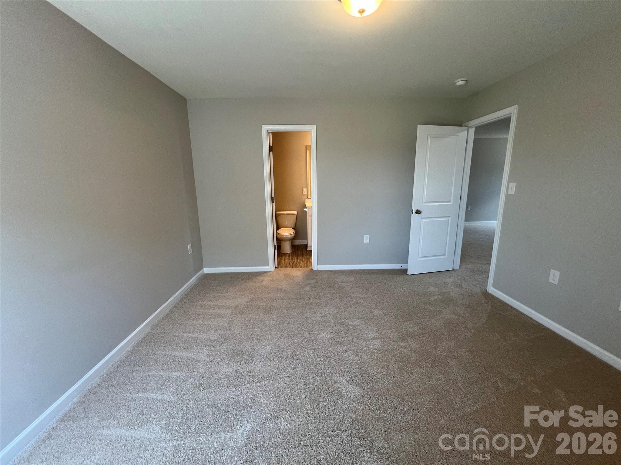 3228 Roan Street Property Photo 33
