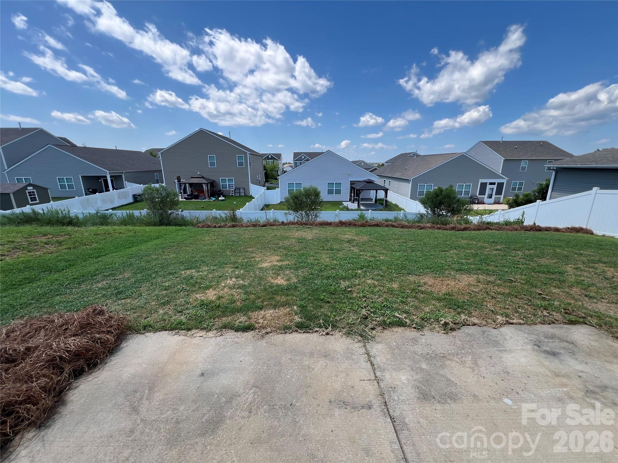 3228 Roan Street Property Photo 45