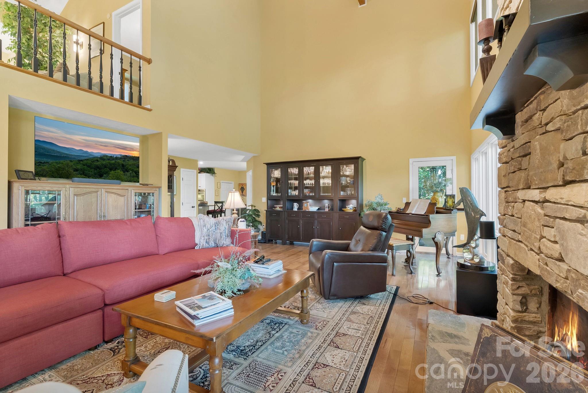 107 Spruce Lane Property Photo 8