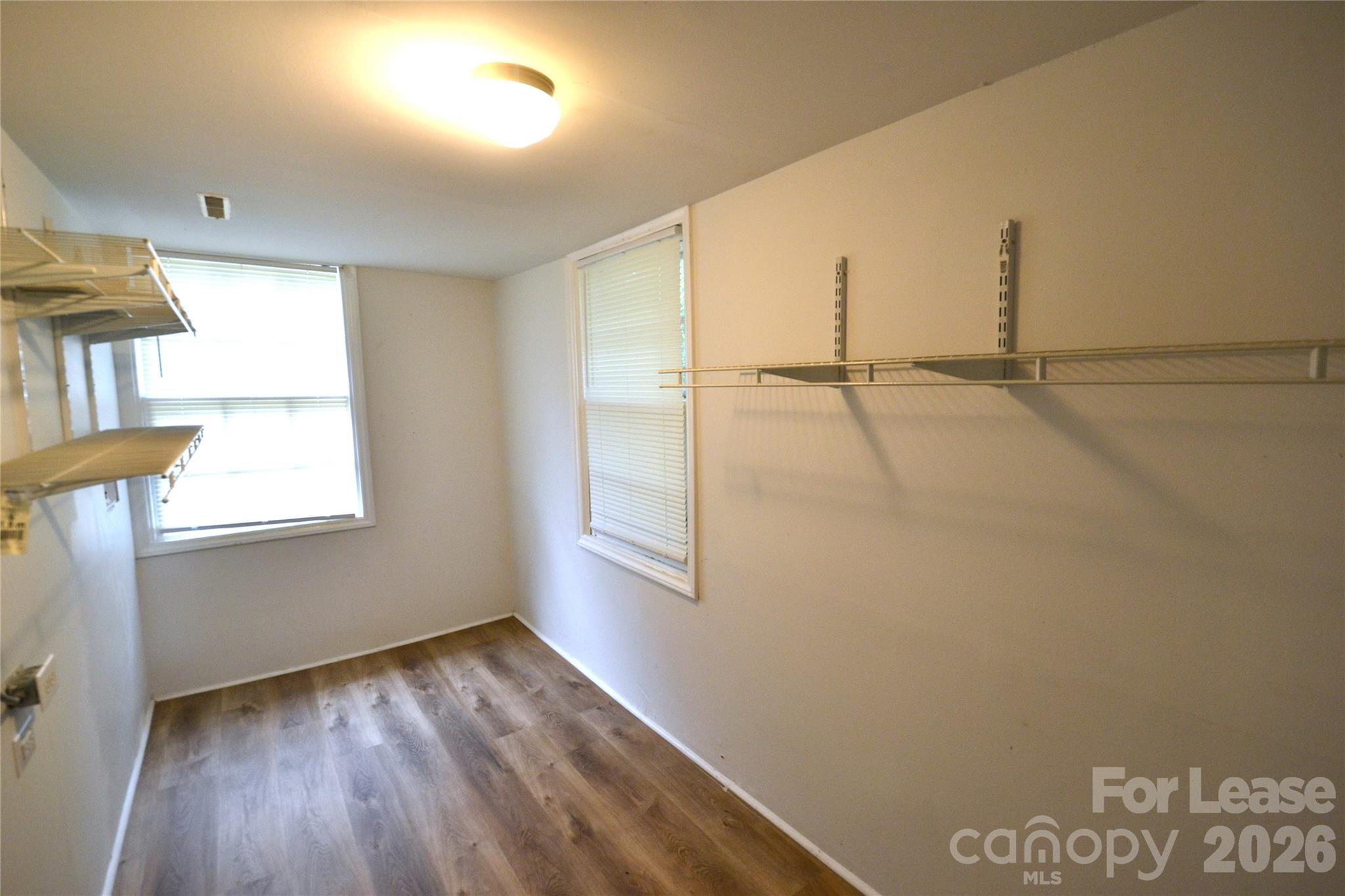 406 W 9th Street Property Photo 12