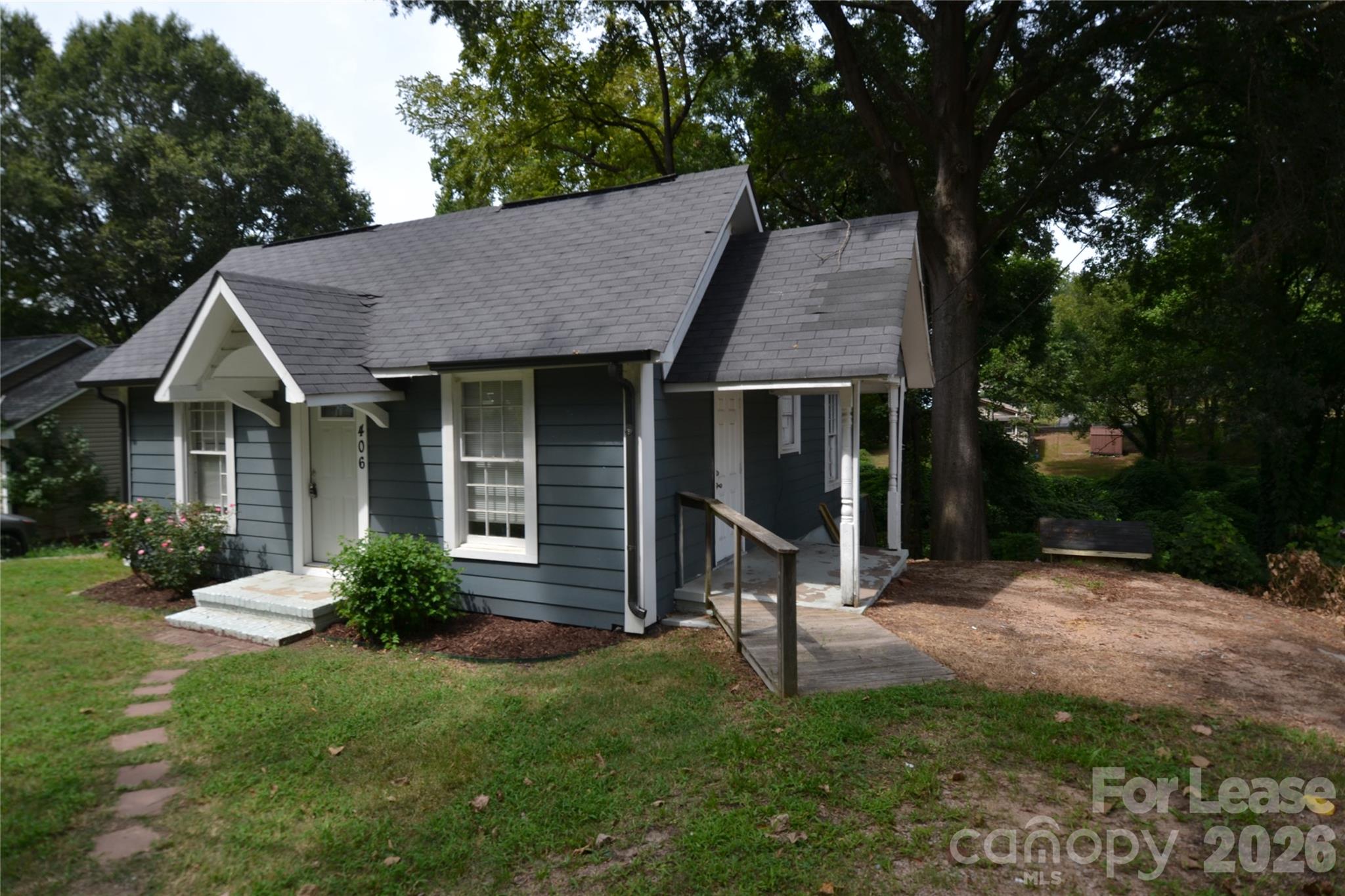 406 W 9th Street Property Photo 25