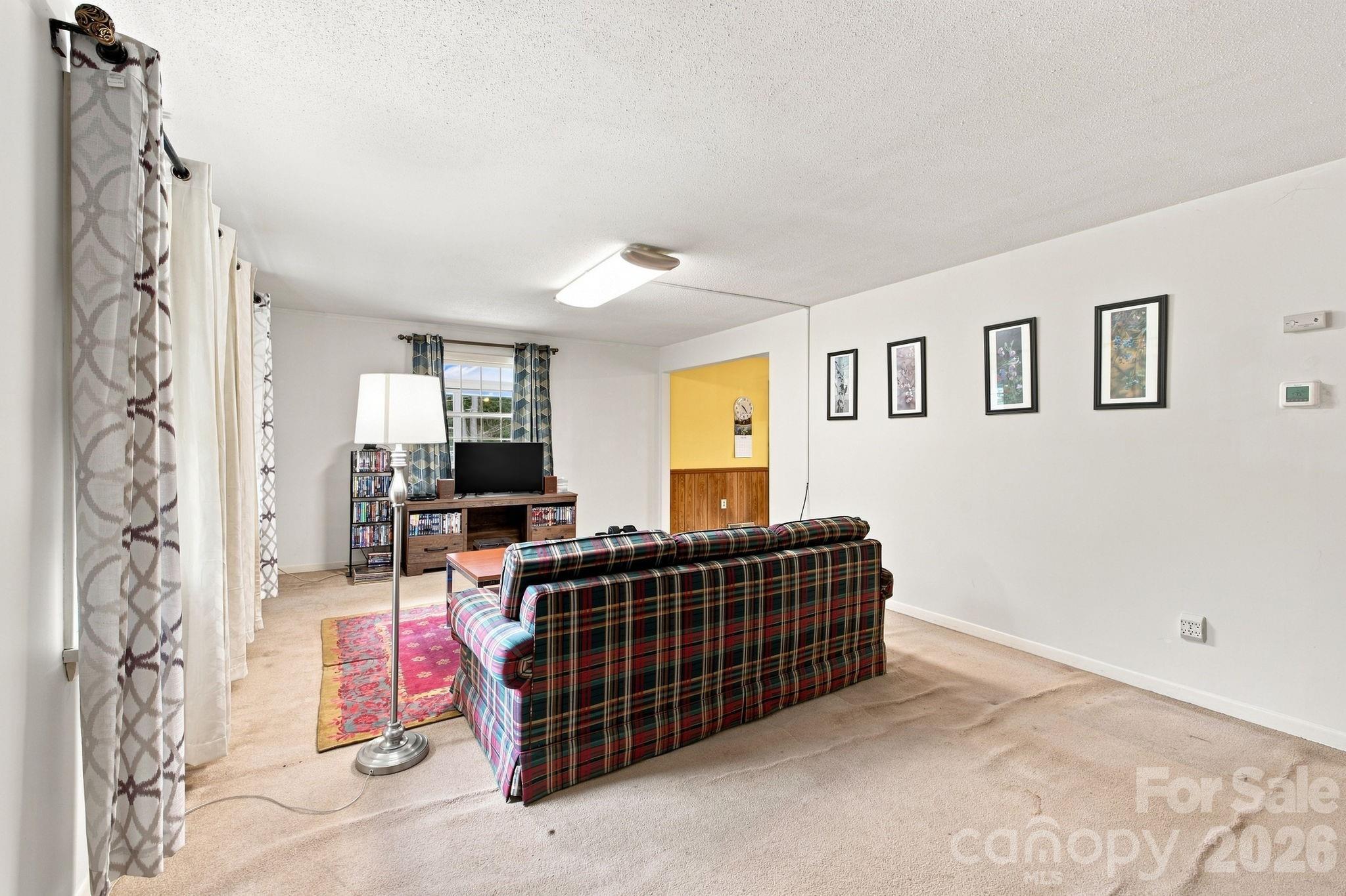 1714 Lazenby Street Property Photo 7