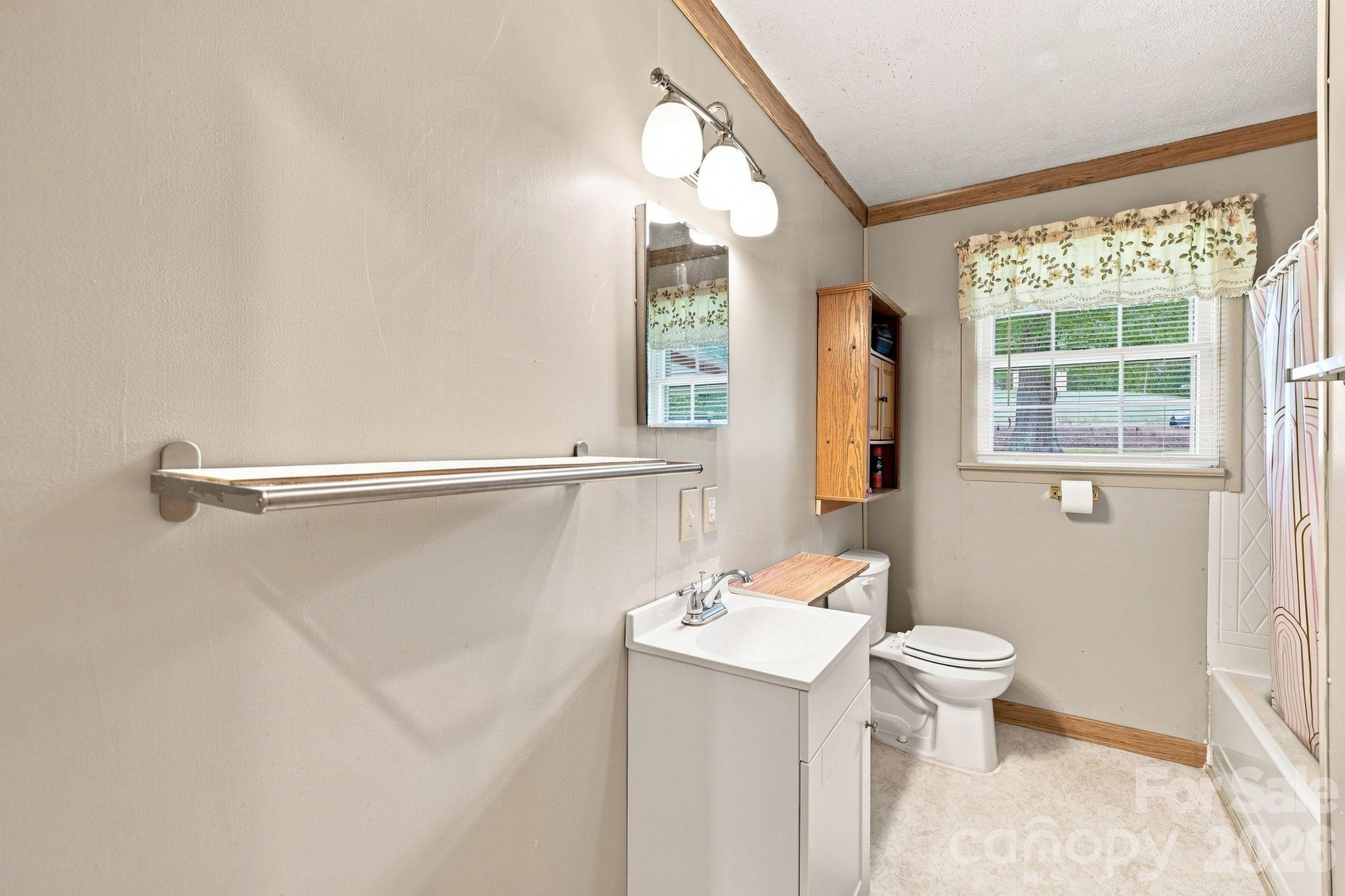 1714 Lazenby Street Property Photo 15