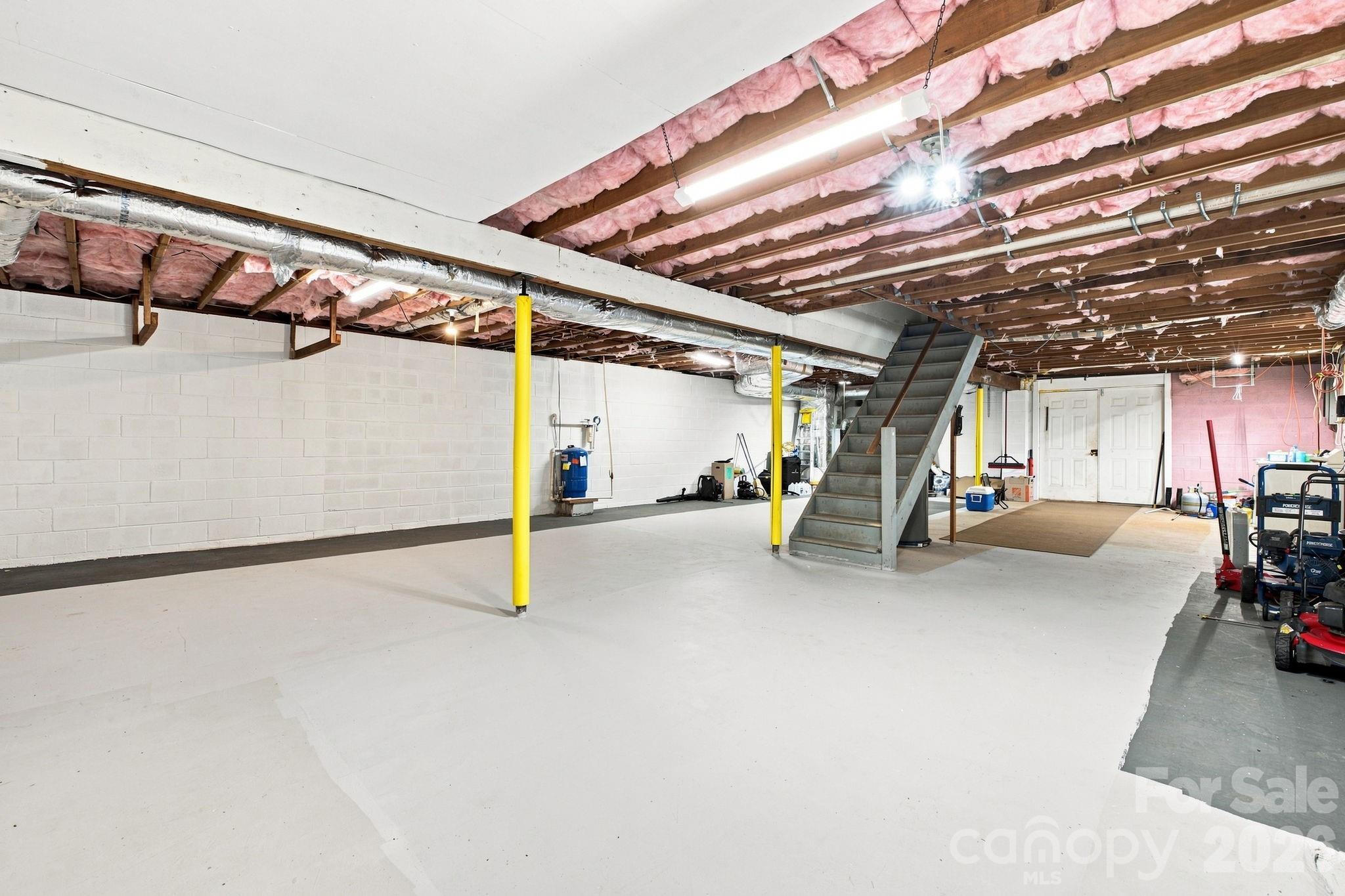 1714 Lazenby Street Property Photo 26
