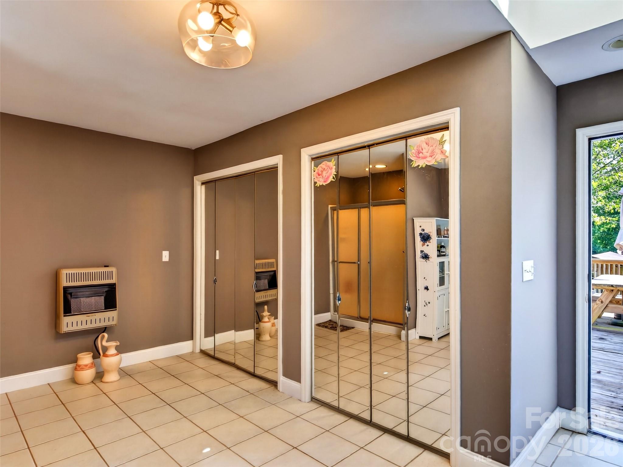 110 E Price Street Property Photo 23