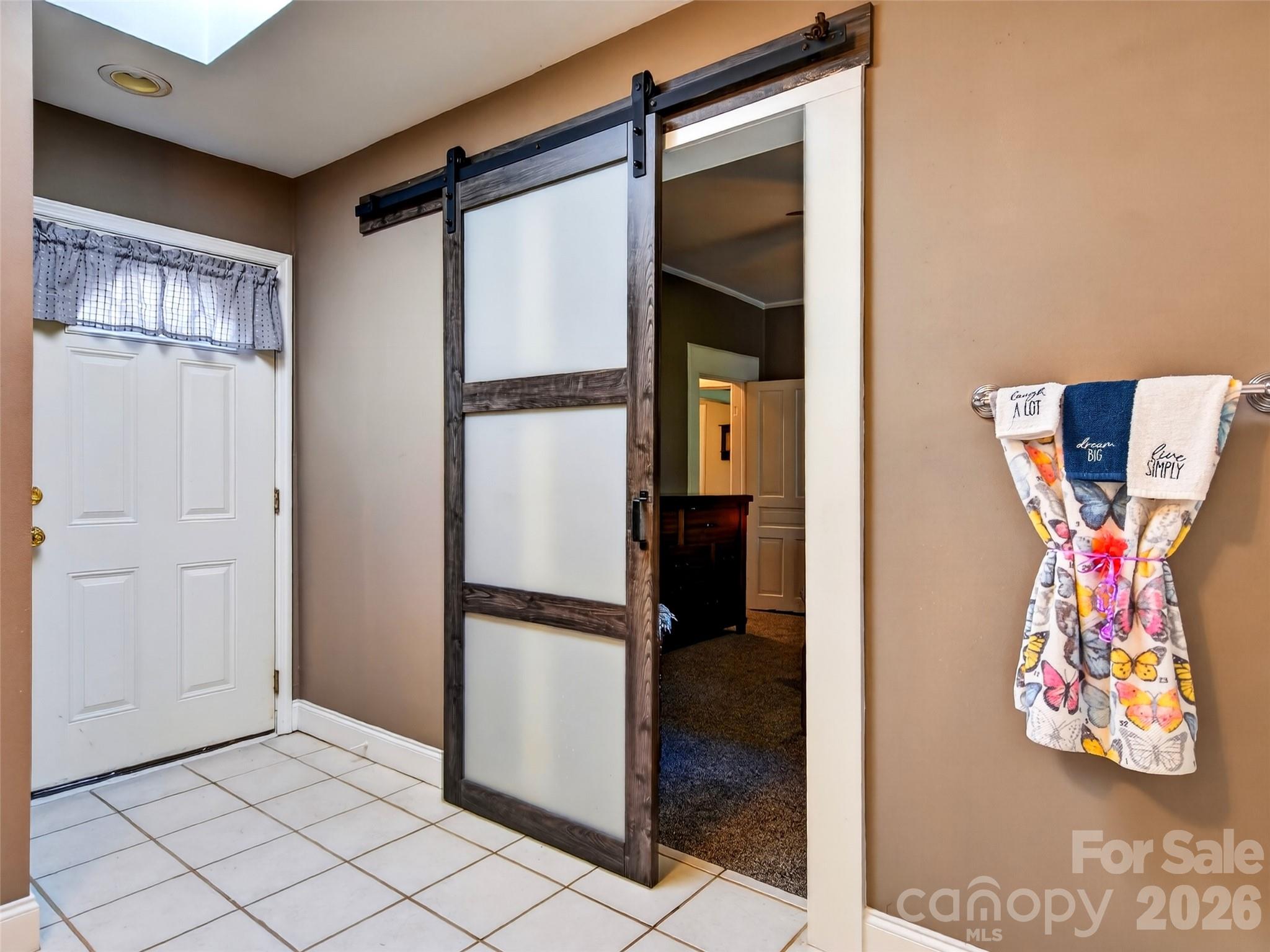 110 E Price Street Property Photo 24