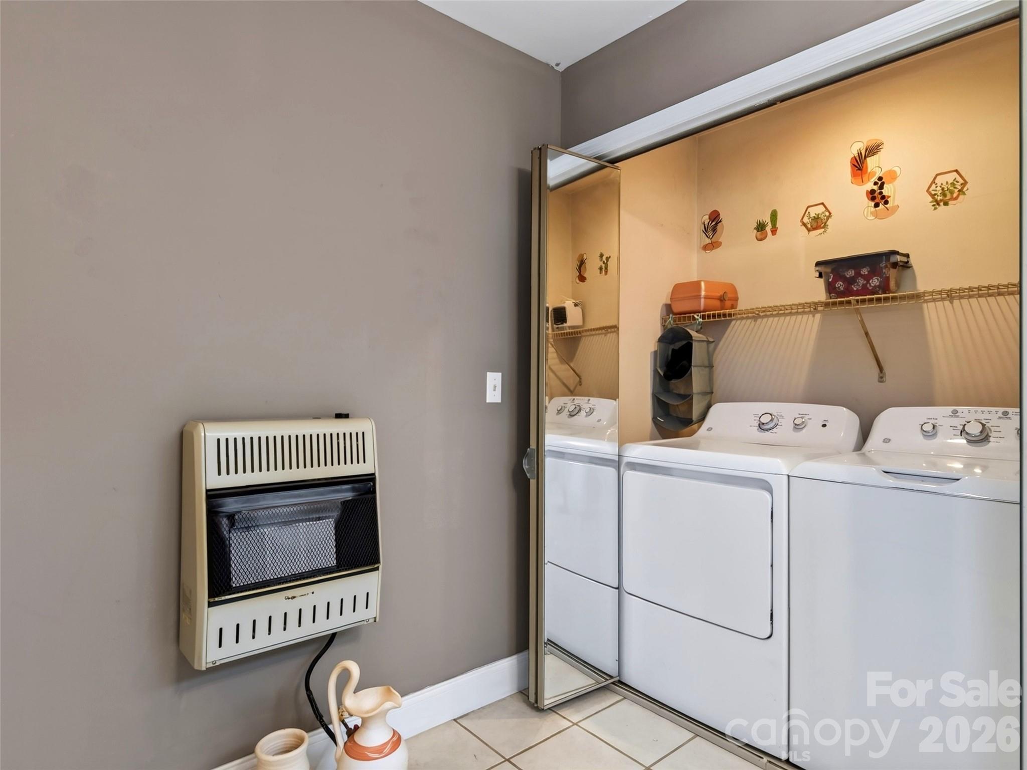 110 E Price Street Property Photo 25