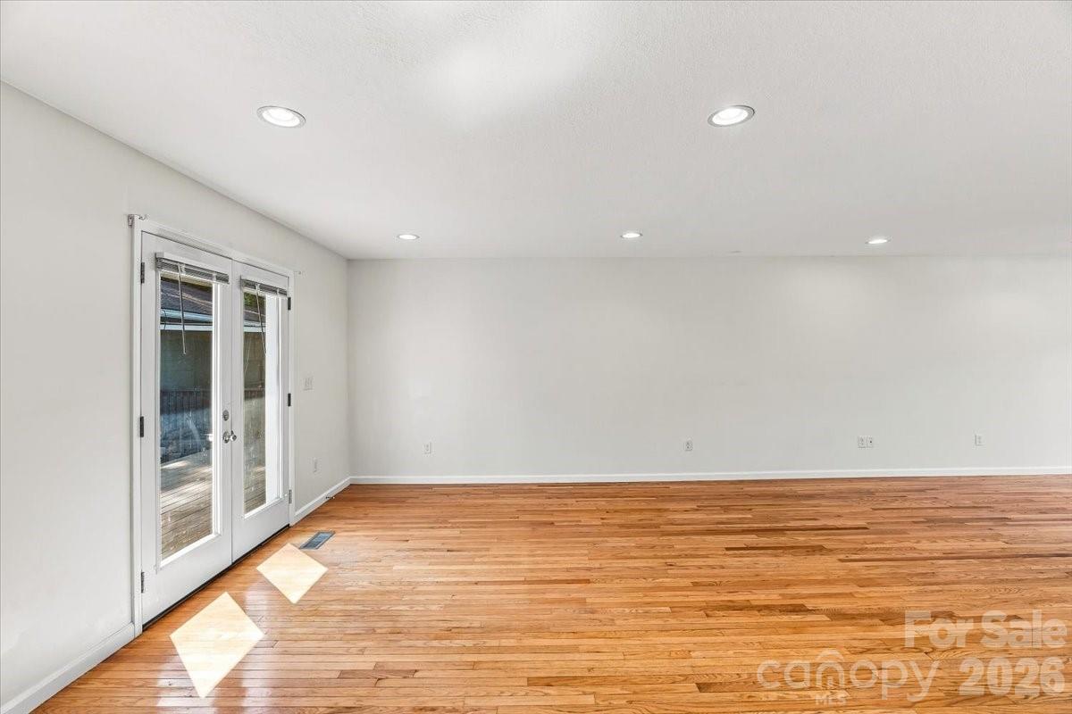 2 Elkmont Place Property Photo 10